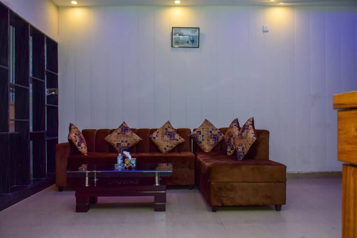 Property building in Clifton Rezidor