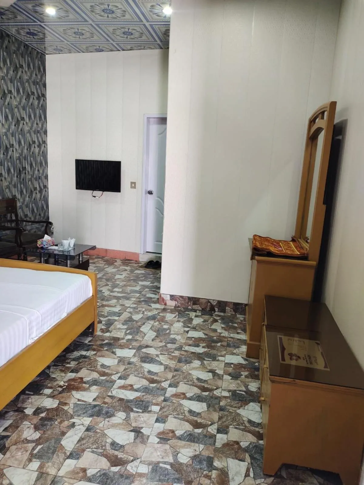 Bed in Clifton Rezidor