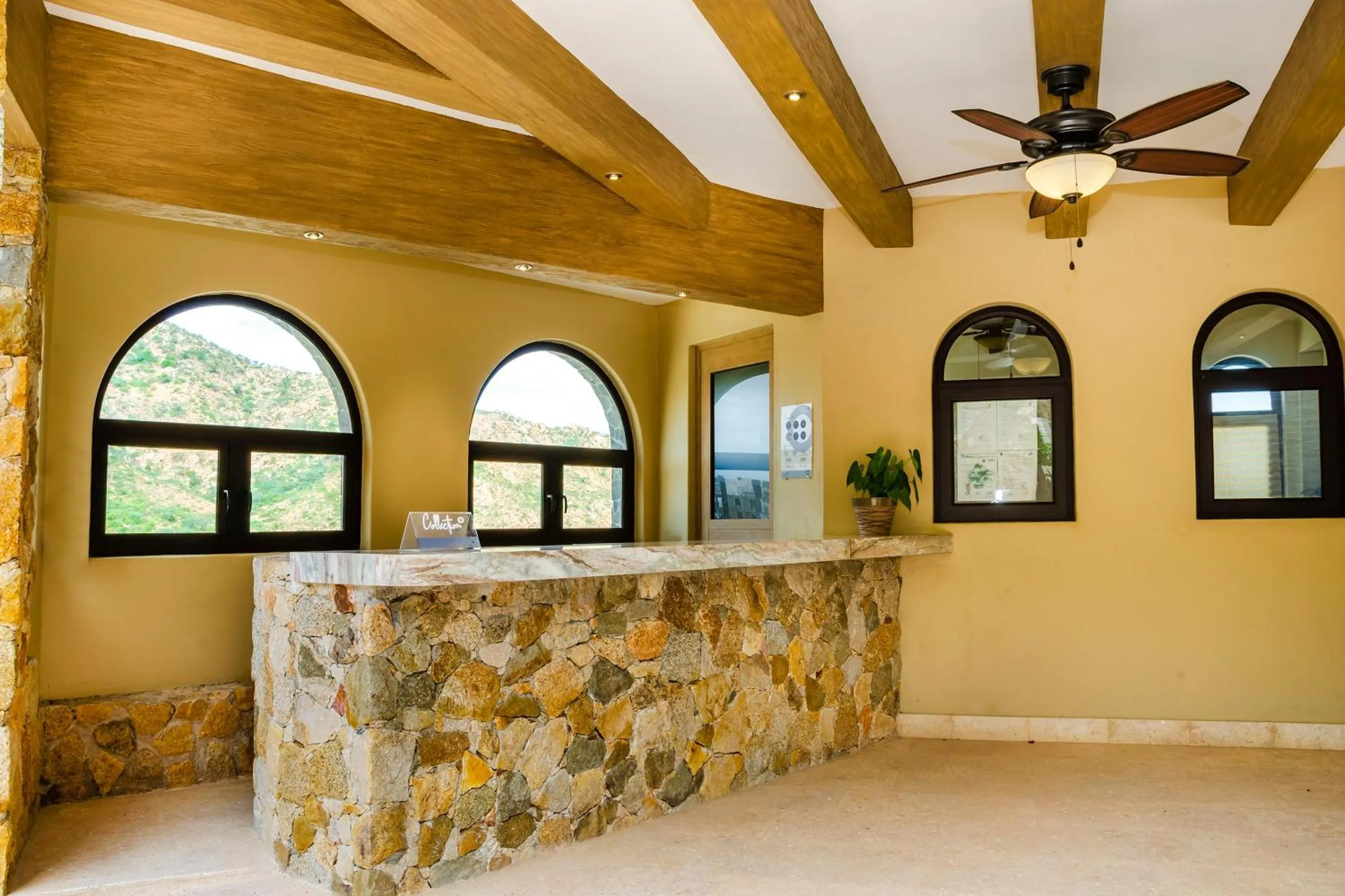 Lobby or reception in Castillo Blarney Inn