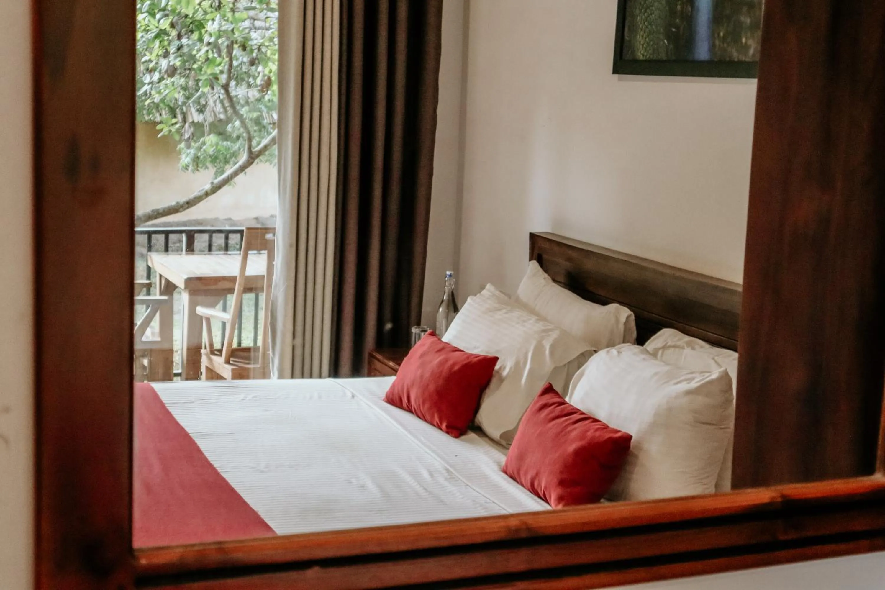 Garden view, Bed in Saffron Lake Yala