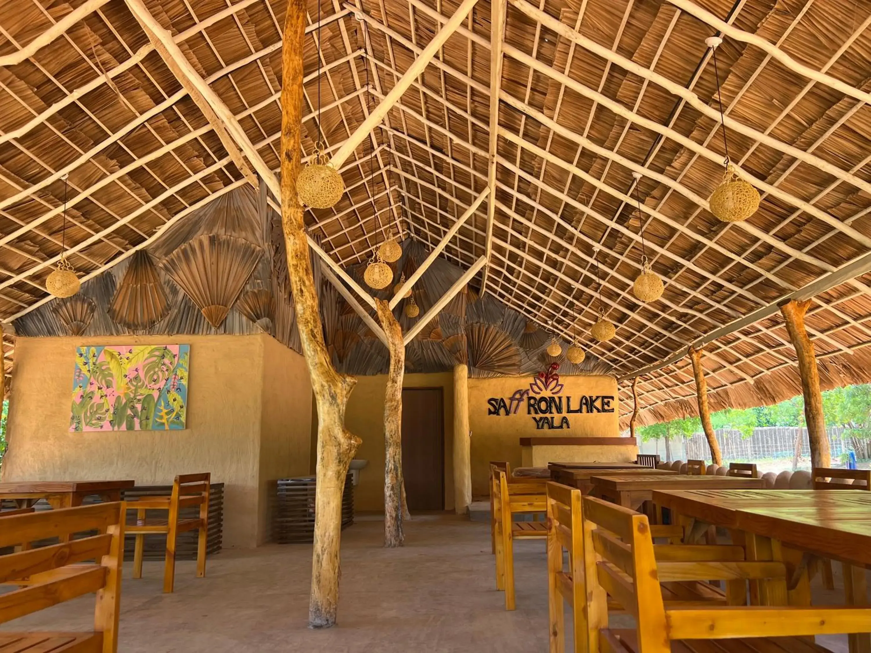 Restaurant/places to eat in Saffron Lake Yala Restaurant/places to eat in Saffron Lake Yala