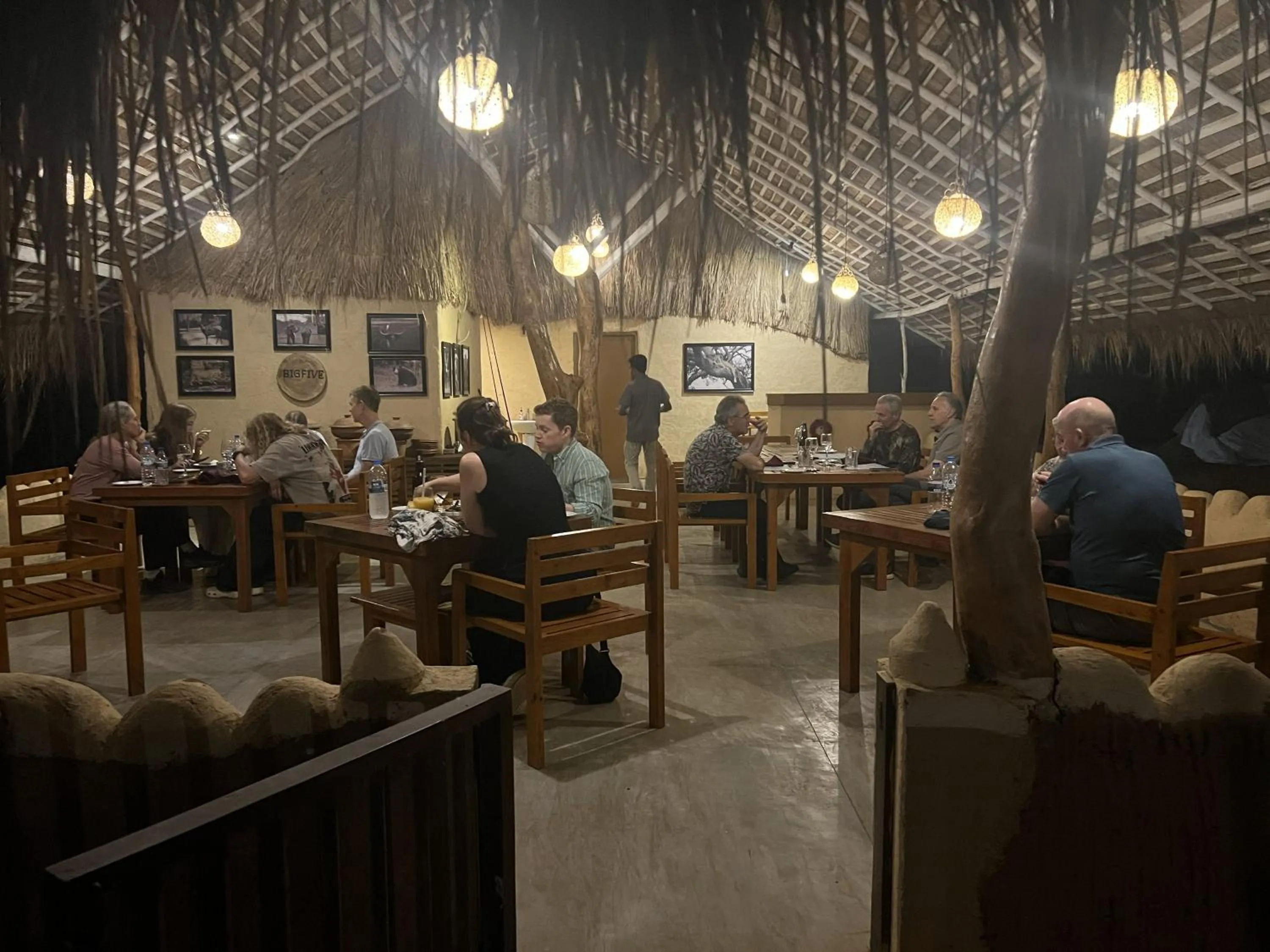 Restaurant/places to eat in Saffron Lake Yala