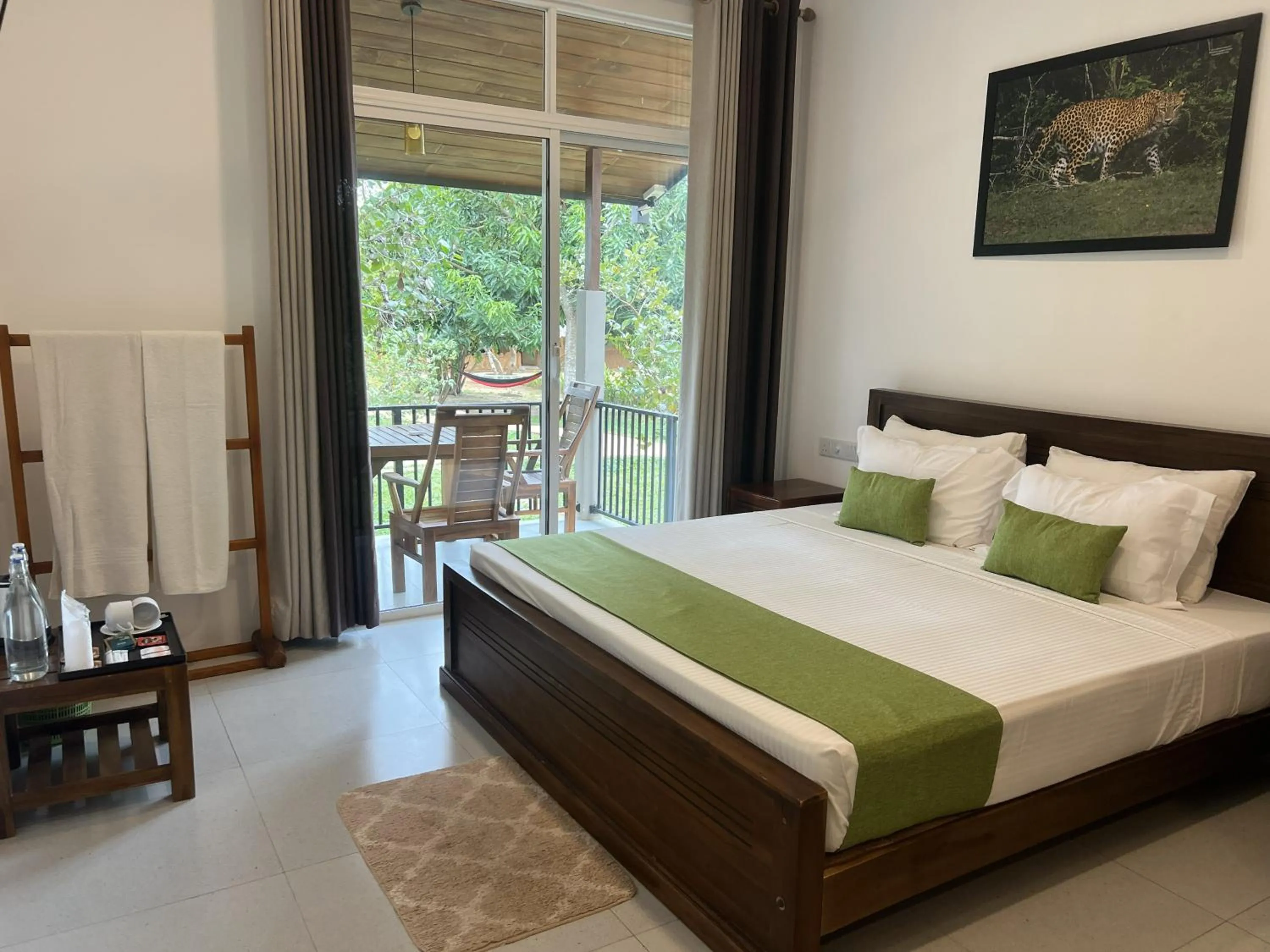 Bed in Saffron Lake Yala