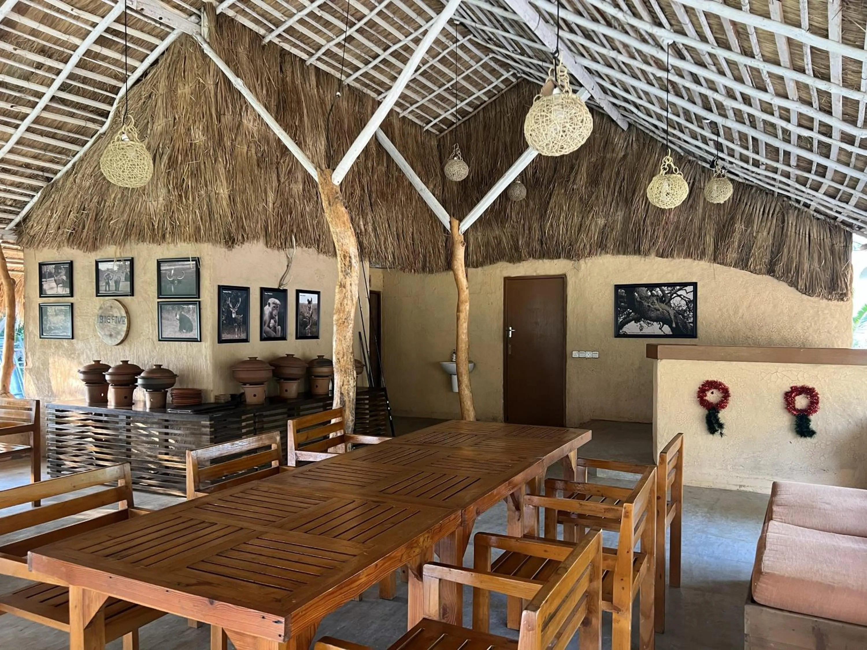 Restaurant/places to eat in Saffron Lake Yala