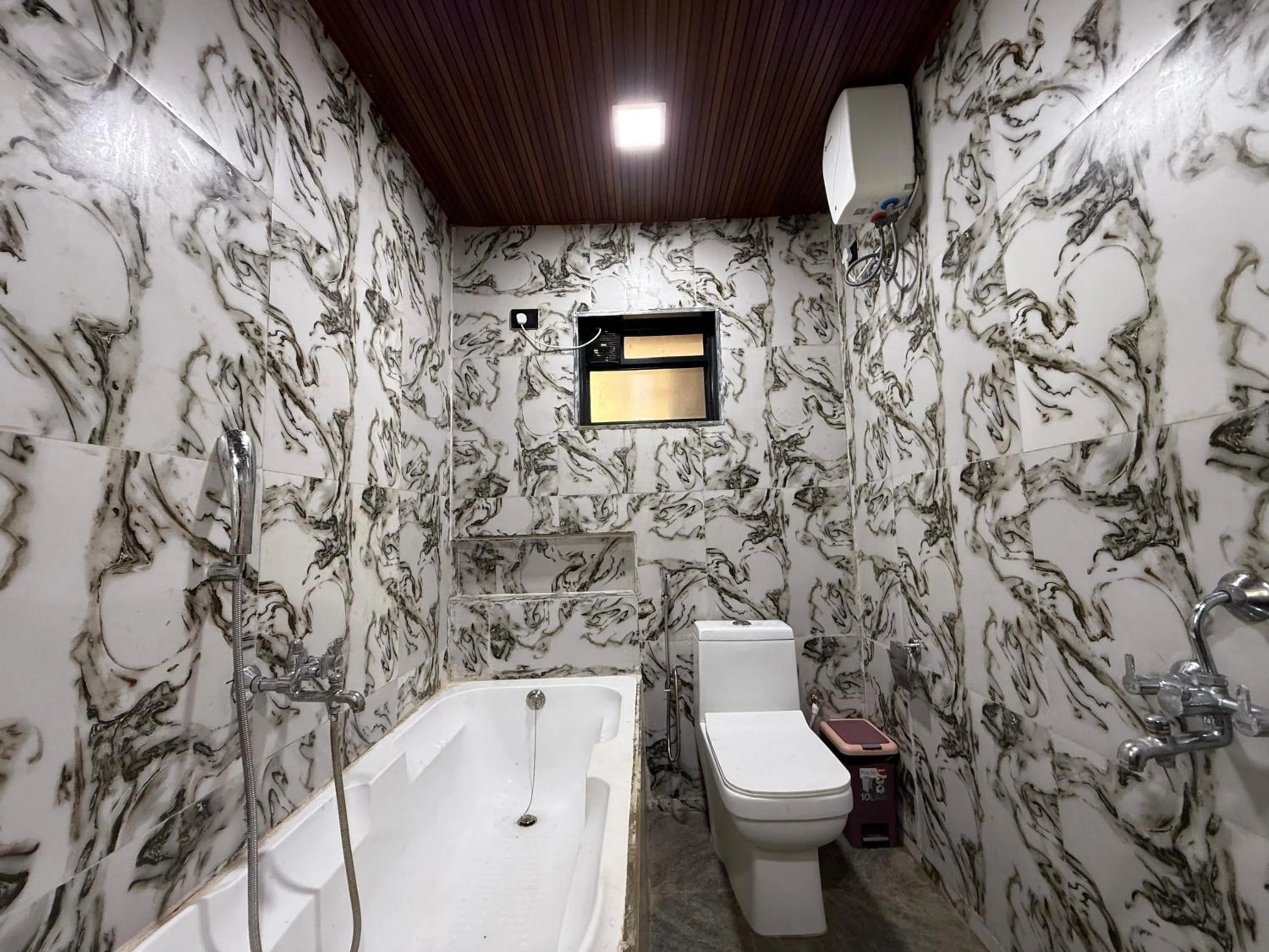Toilet in Casa Almeida by Legends Hotels