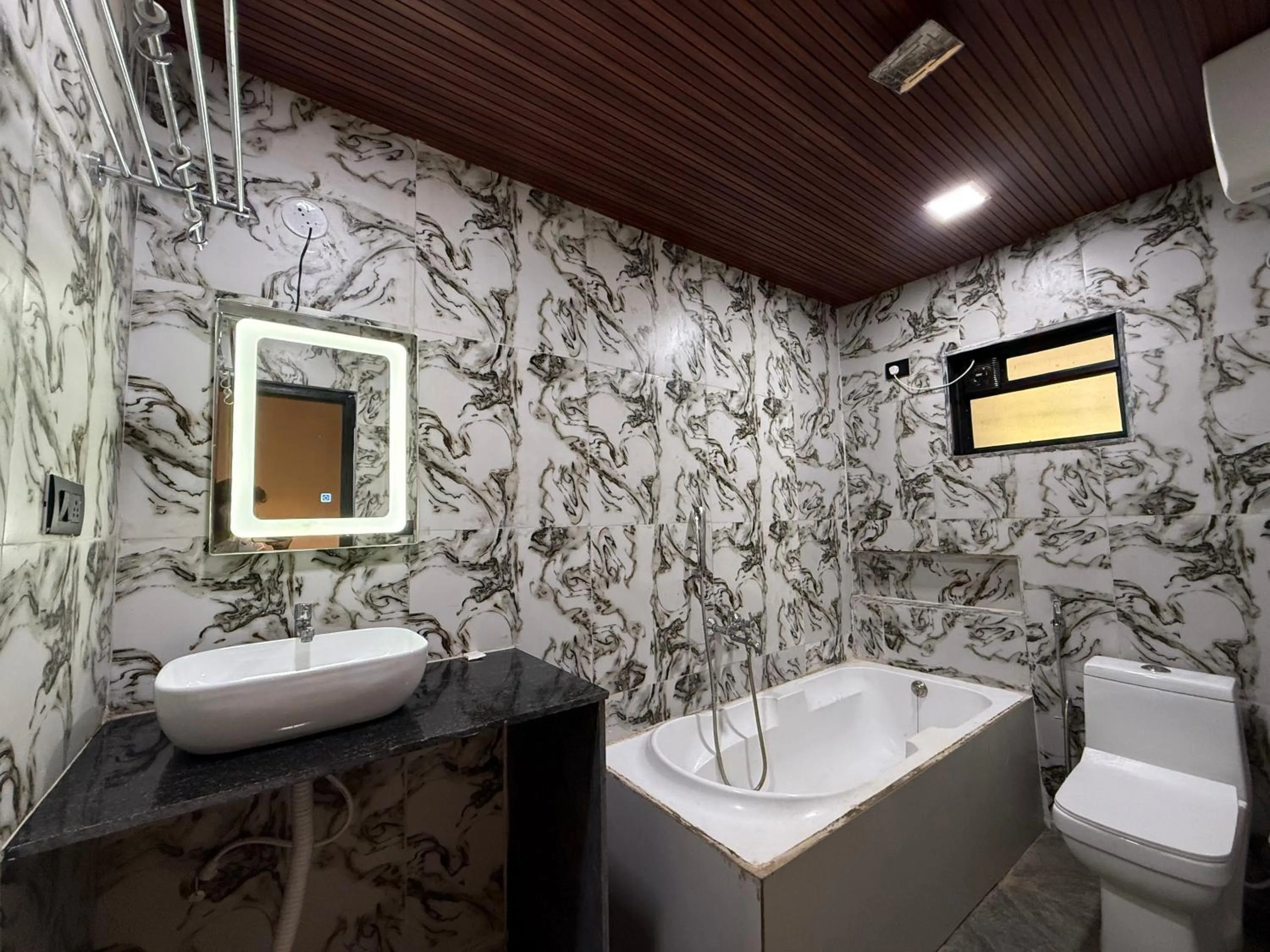 Toilet in Casa Almeida by Legends Hotels