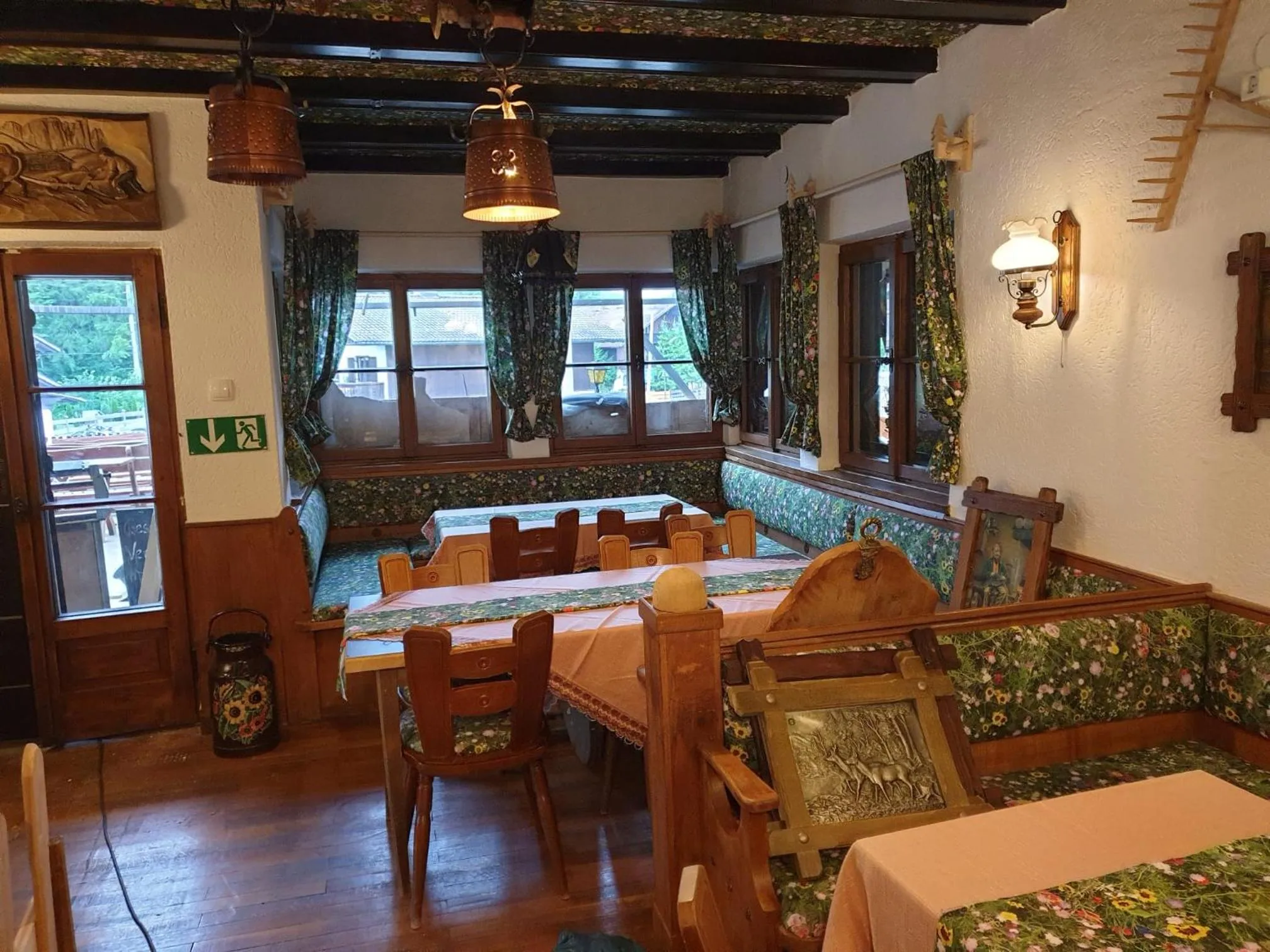 Restaurant/places to eat in Gungl Stubn