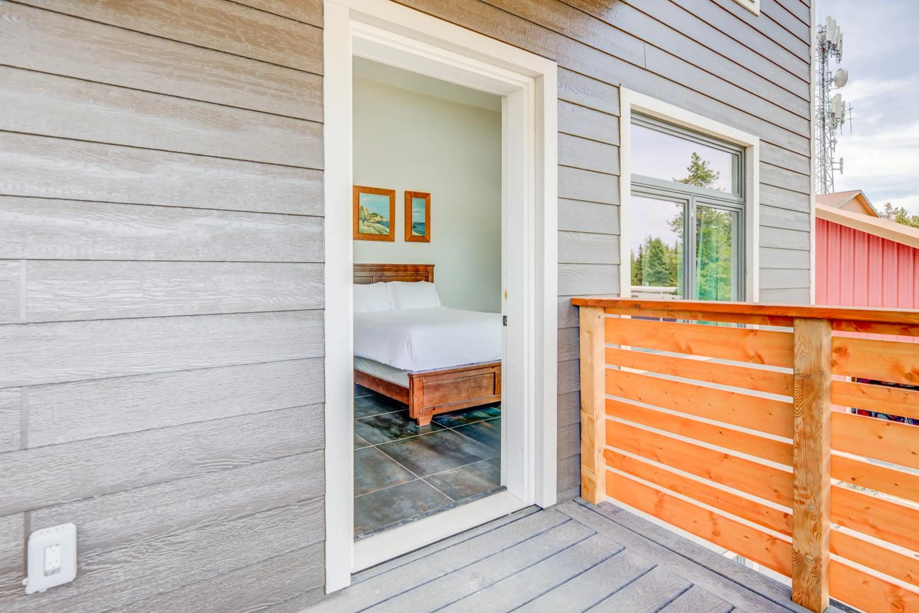 Bed in Castle in the Sky Unit Z