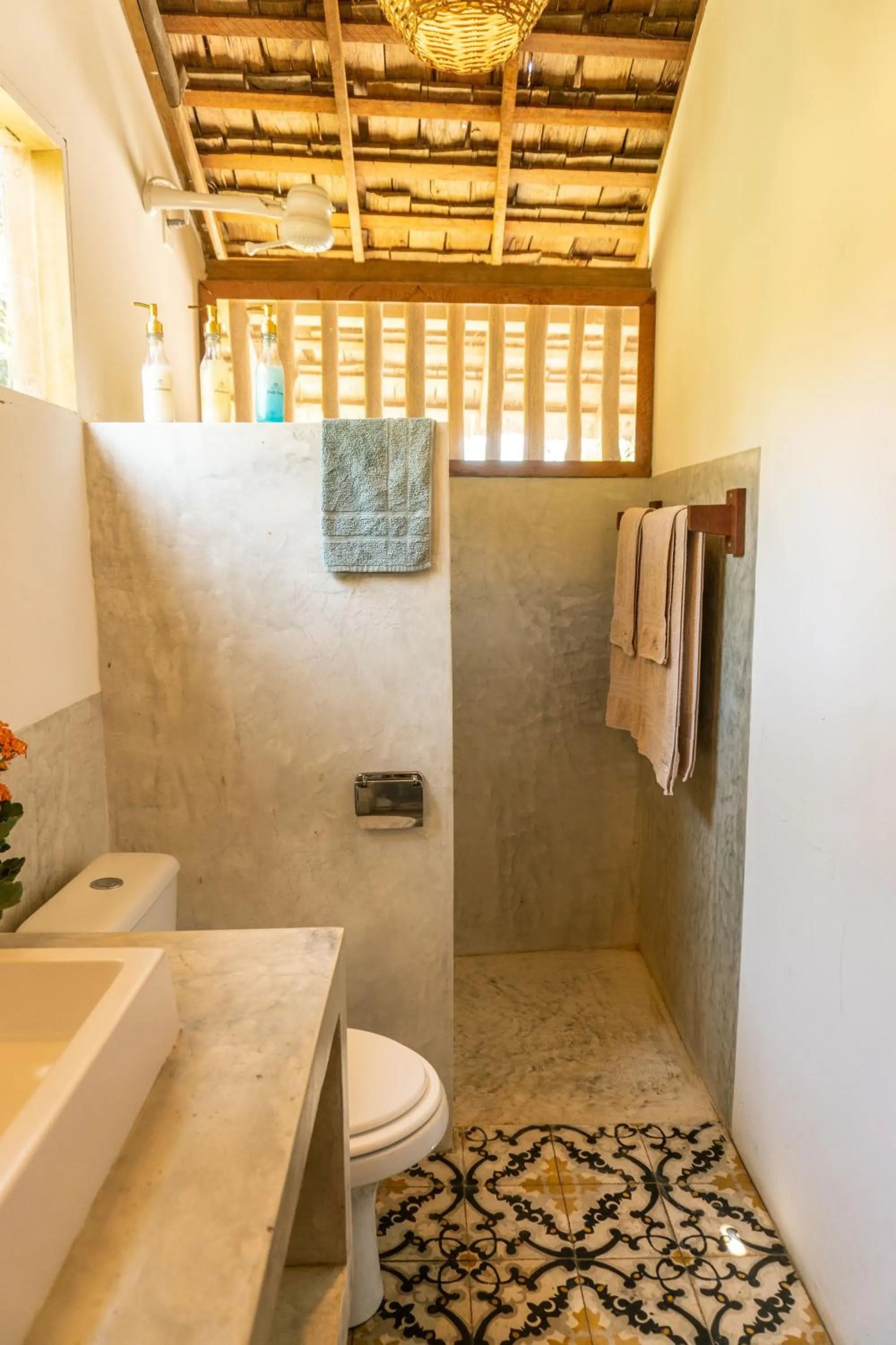 Shower in Casa na Lagoa