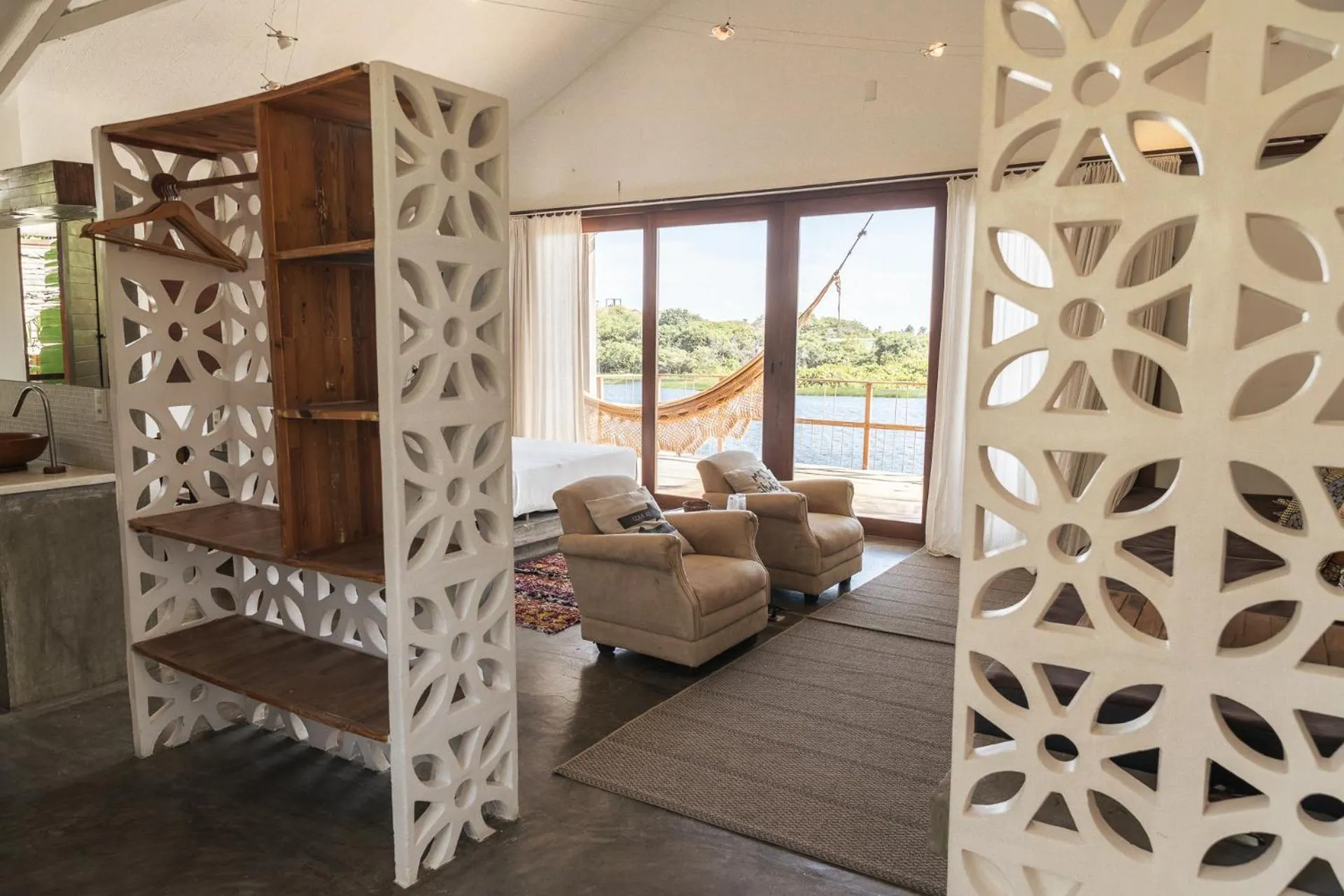 Photo of the whole room in Casa na Lagoa