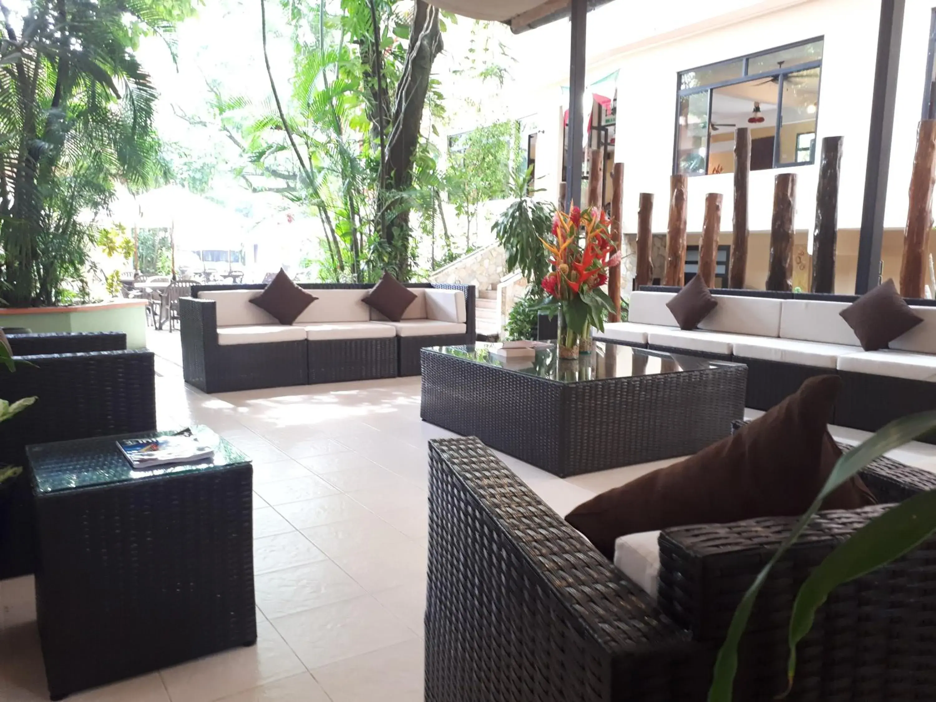 Living room in Hotel Maya Tulipanes Palenque Living room in Hotel Maya Tulipanes Palenque