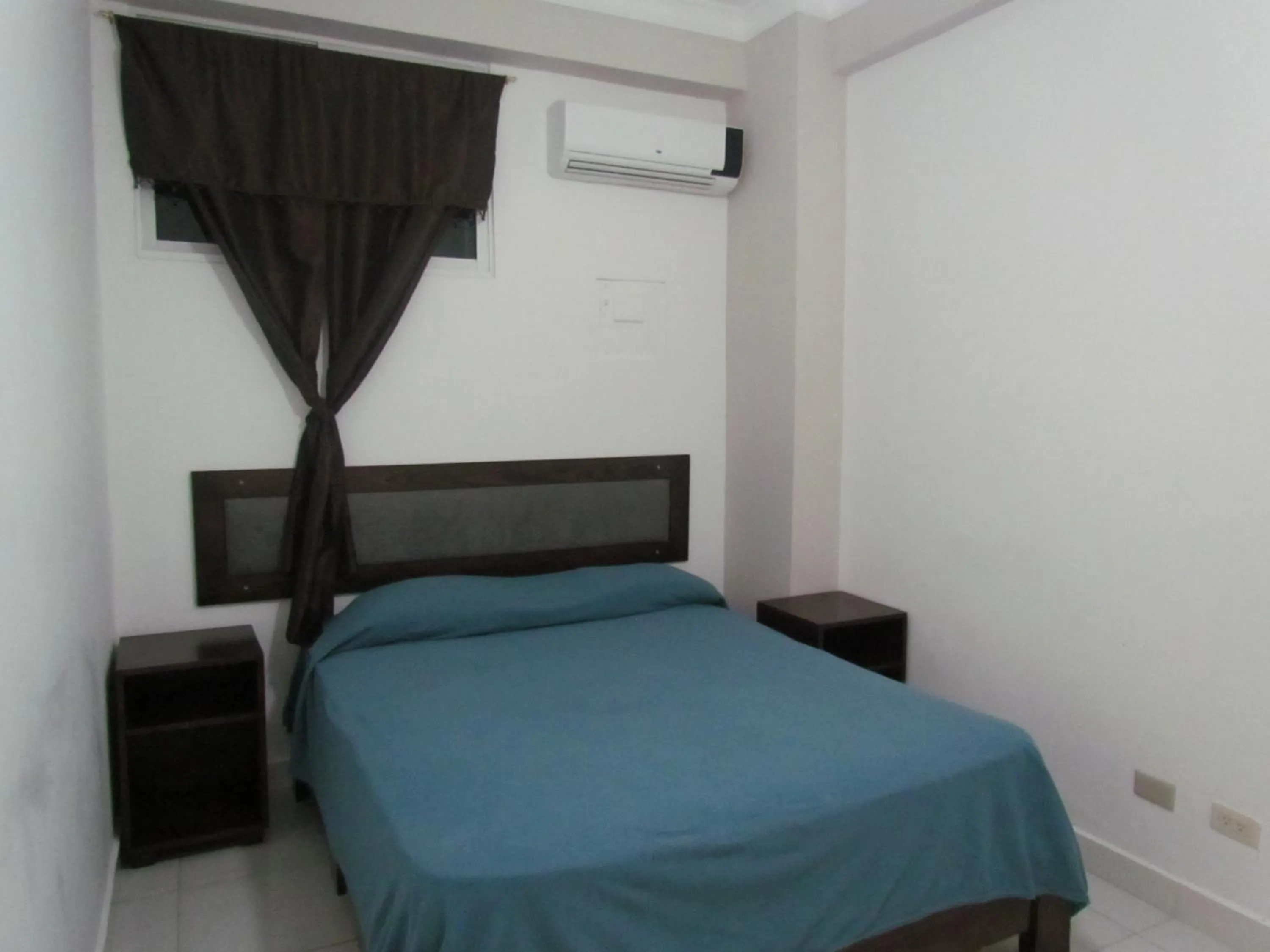 Bed in Plaza Coral Hotel