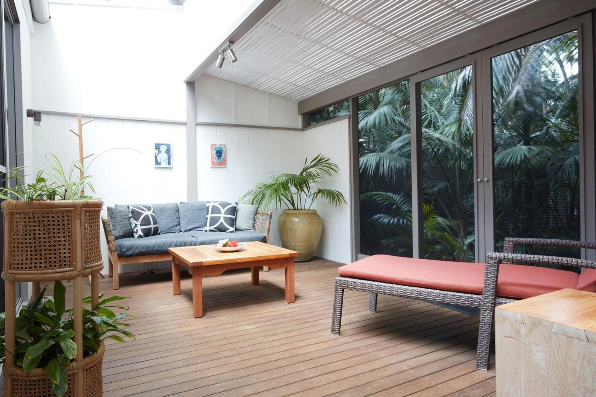 Property building in Arajilla Retreat