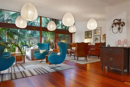 Property building in Arajilla Retreat