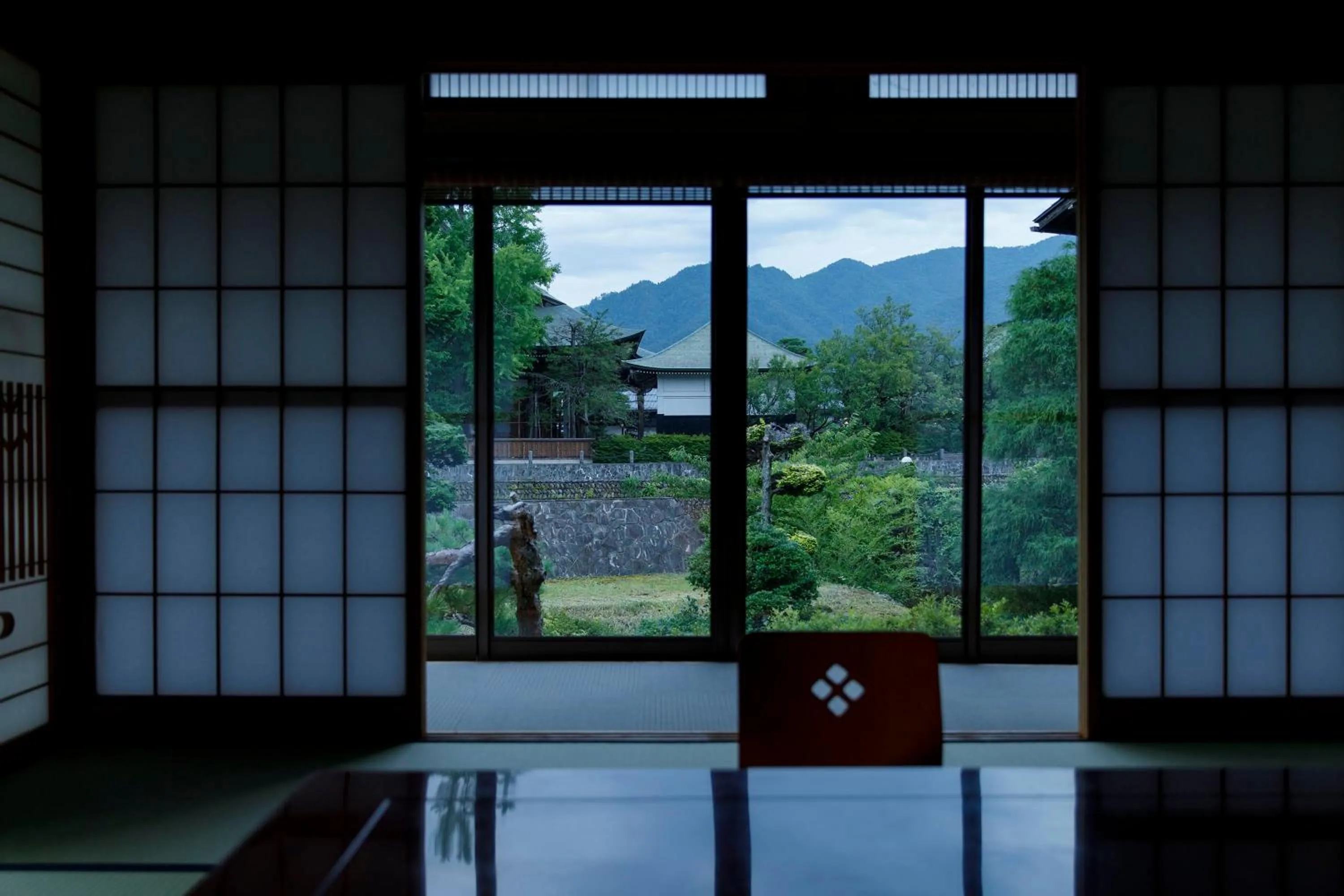 Photo of the whole room in Busuitei