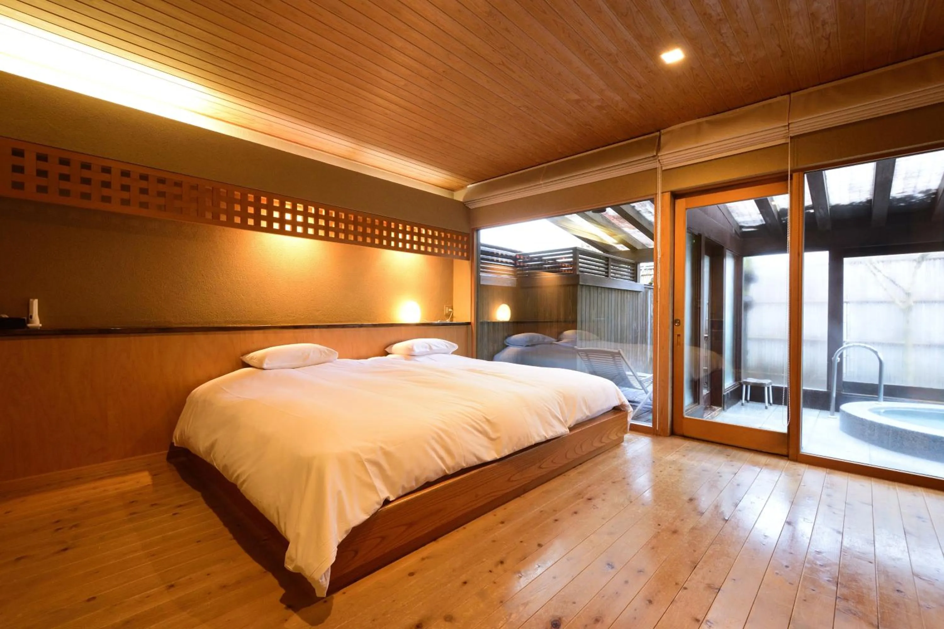 Bed in Yatsusankan Over 6 years old