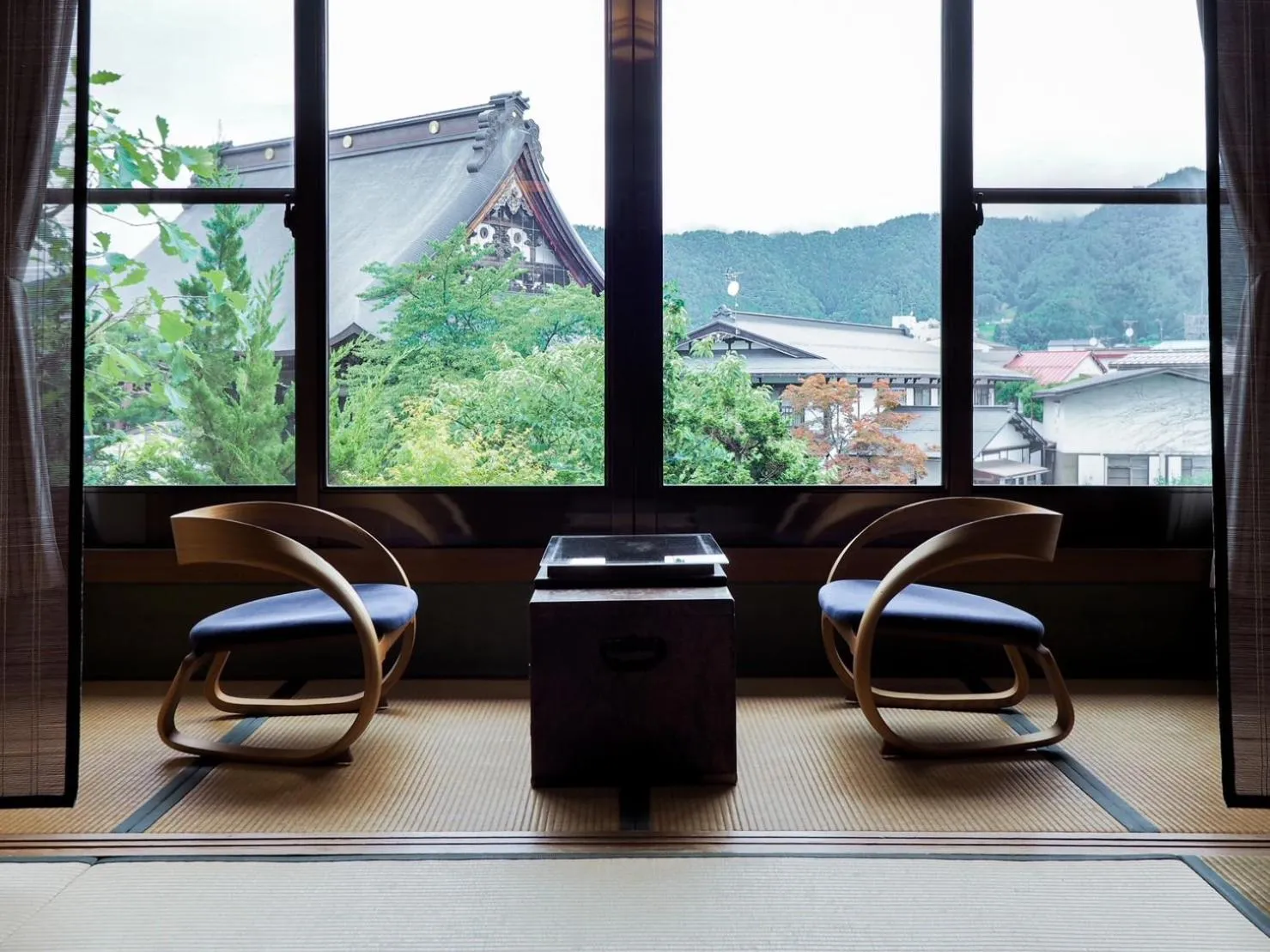 Natural landscape in Yatsusankan Over 6 years old