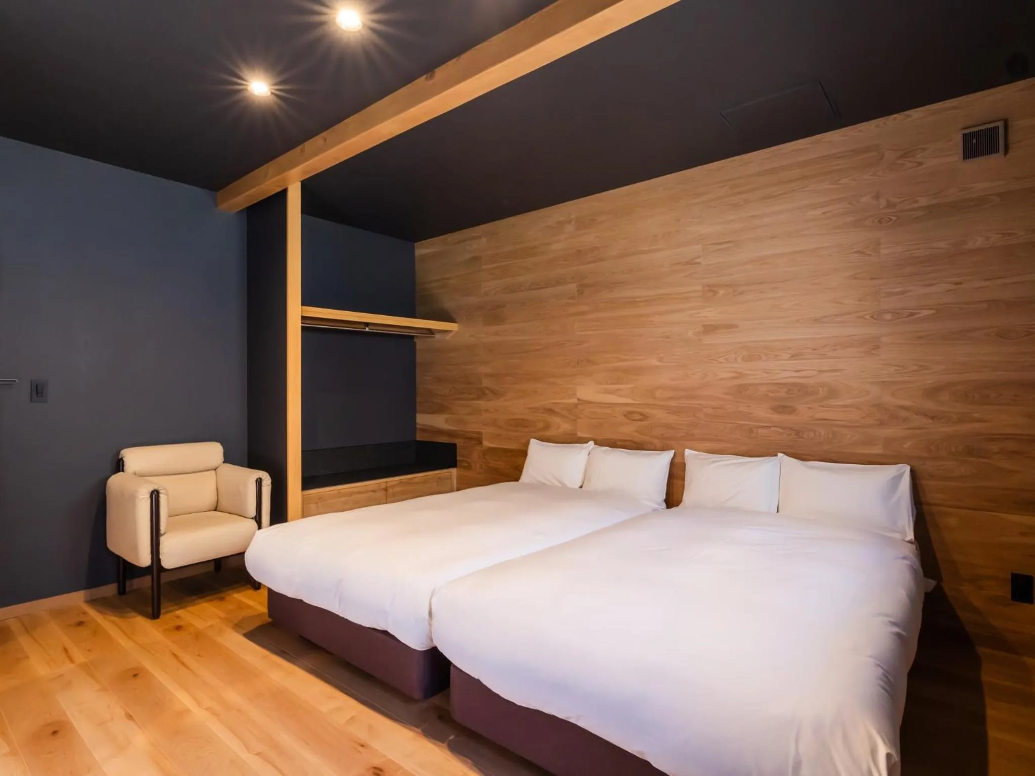 Bedroom, Bed in Kawaguchiko Country Cottage Ban