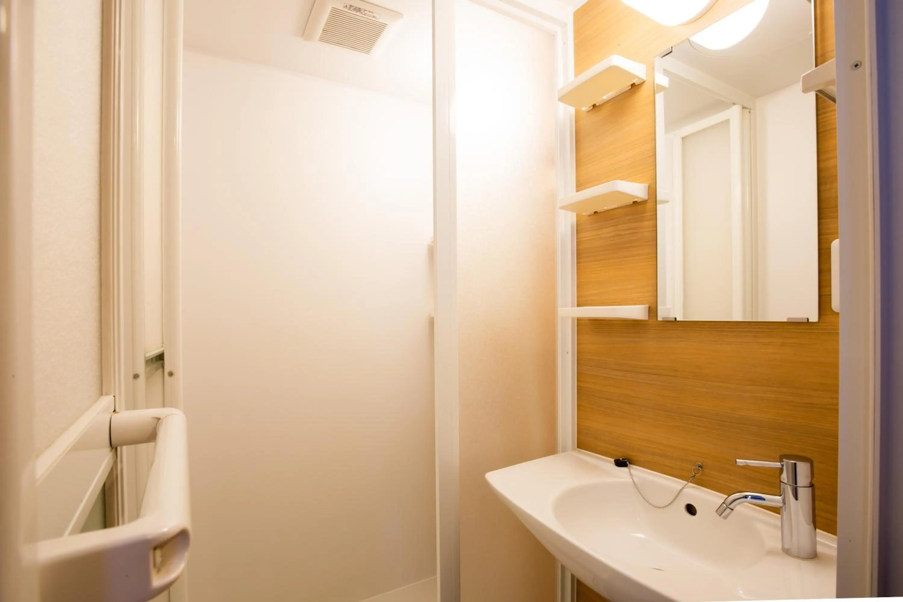 Shower in Kawaguchiko Country Cottage Ban