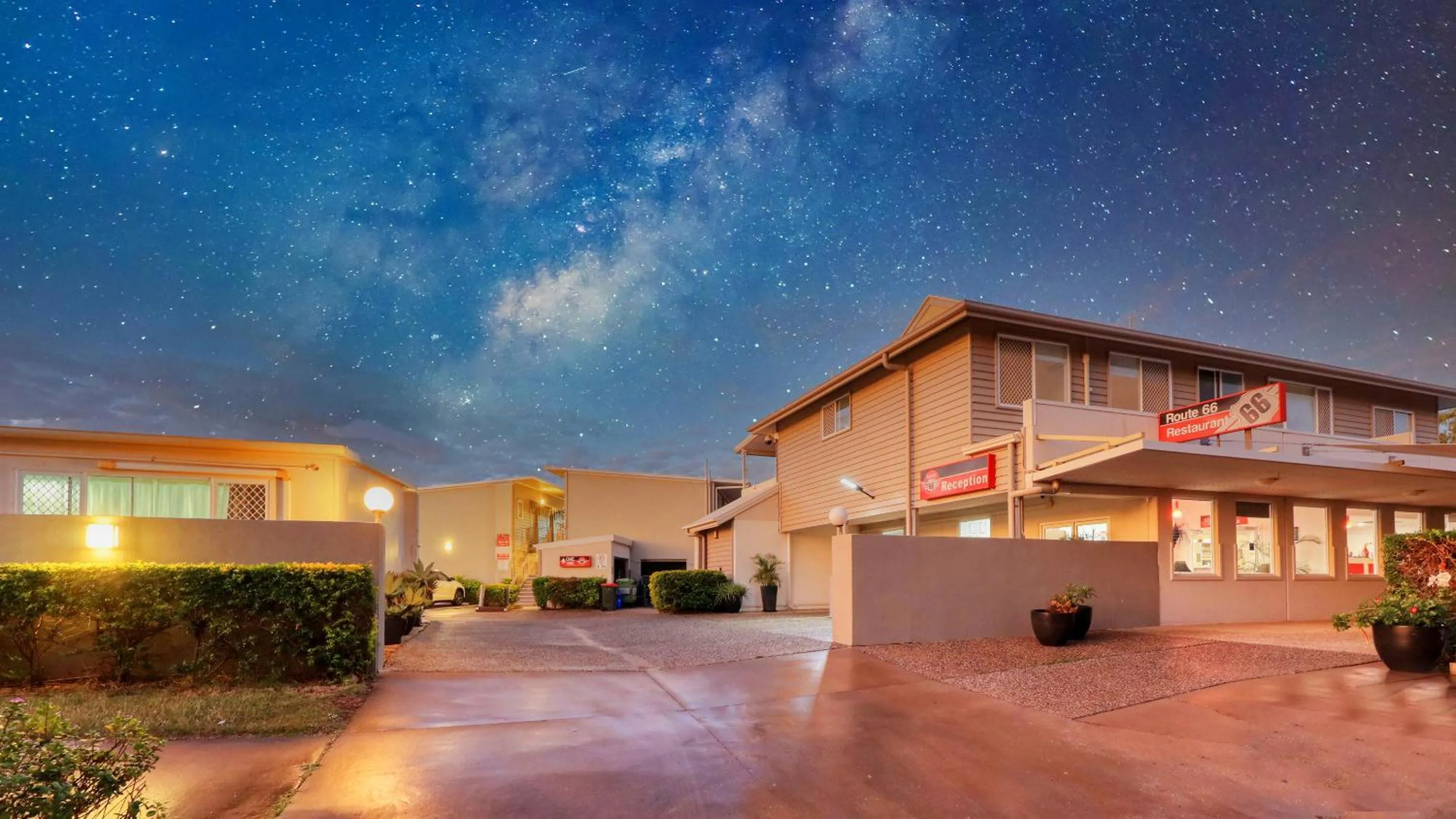 Property building in Route 66 Motor Inn