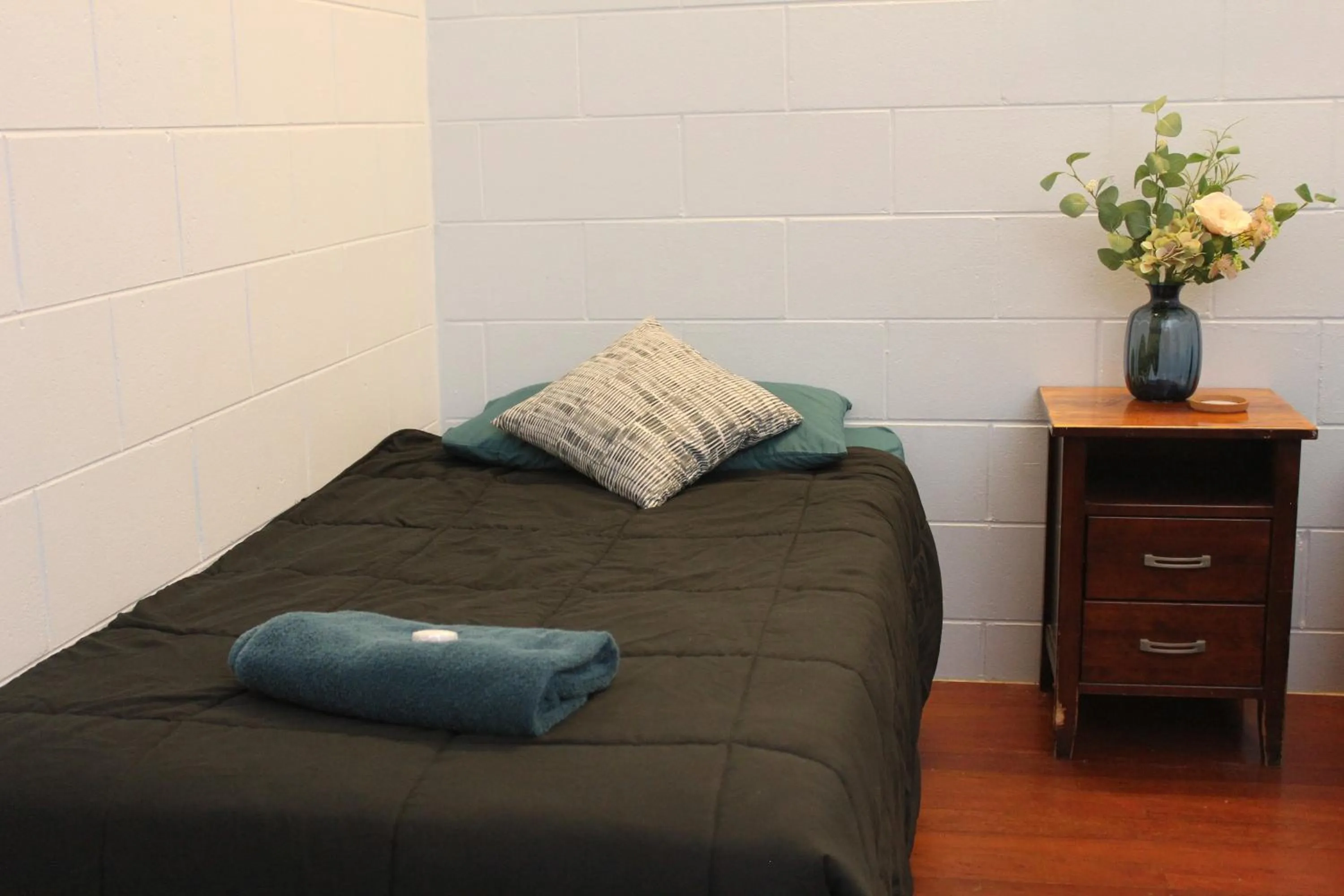 Bed in Cooktown Motel