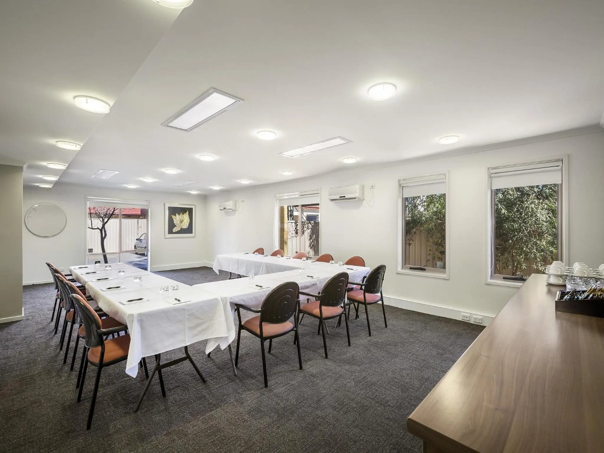 Business facilities in Quest Wagga Wagga