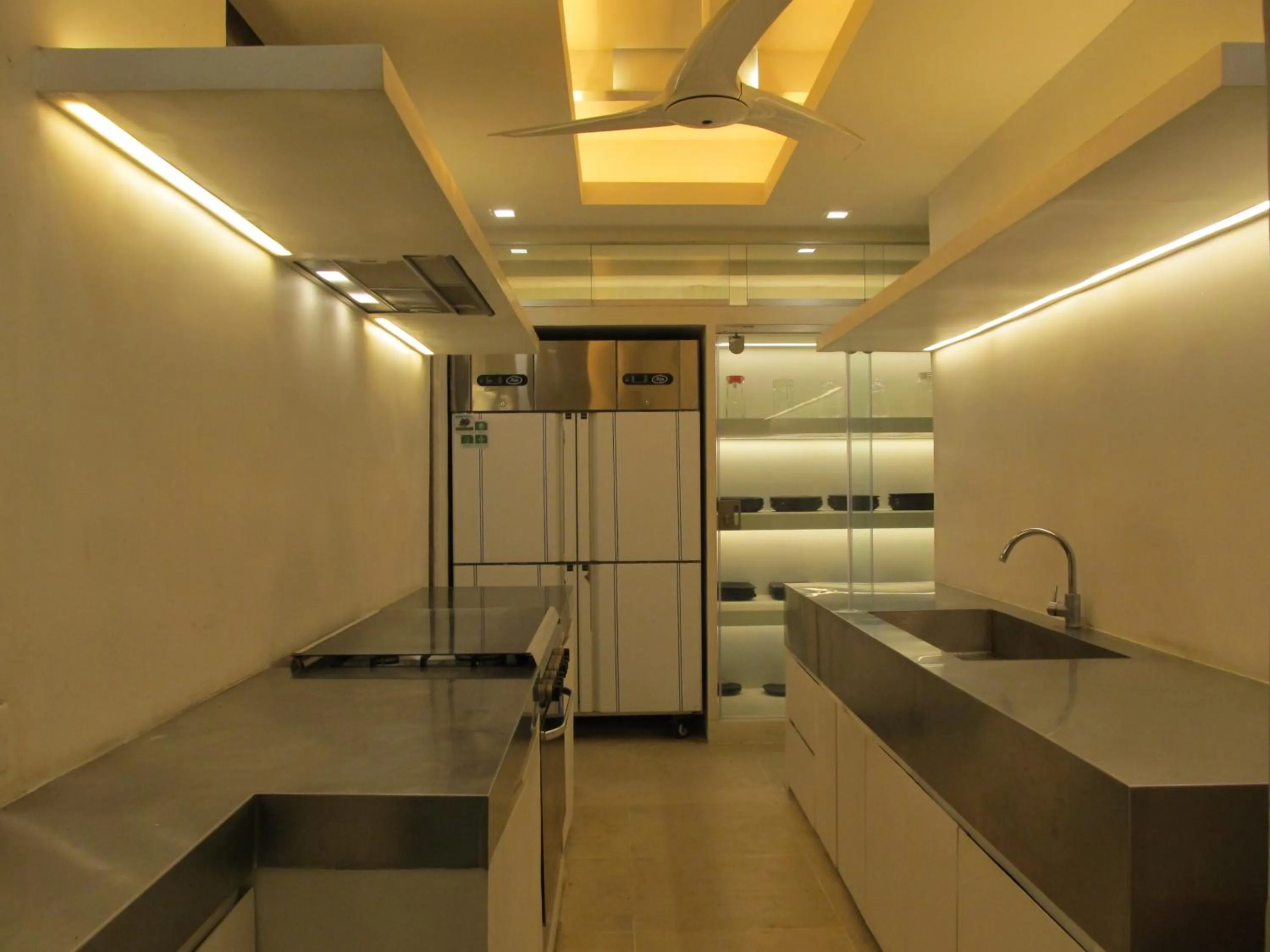 Kitchen or kitchenette in Casa Mateo Villa