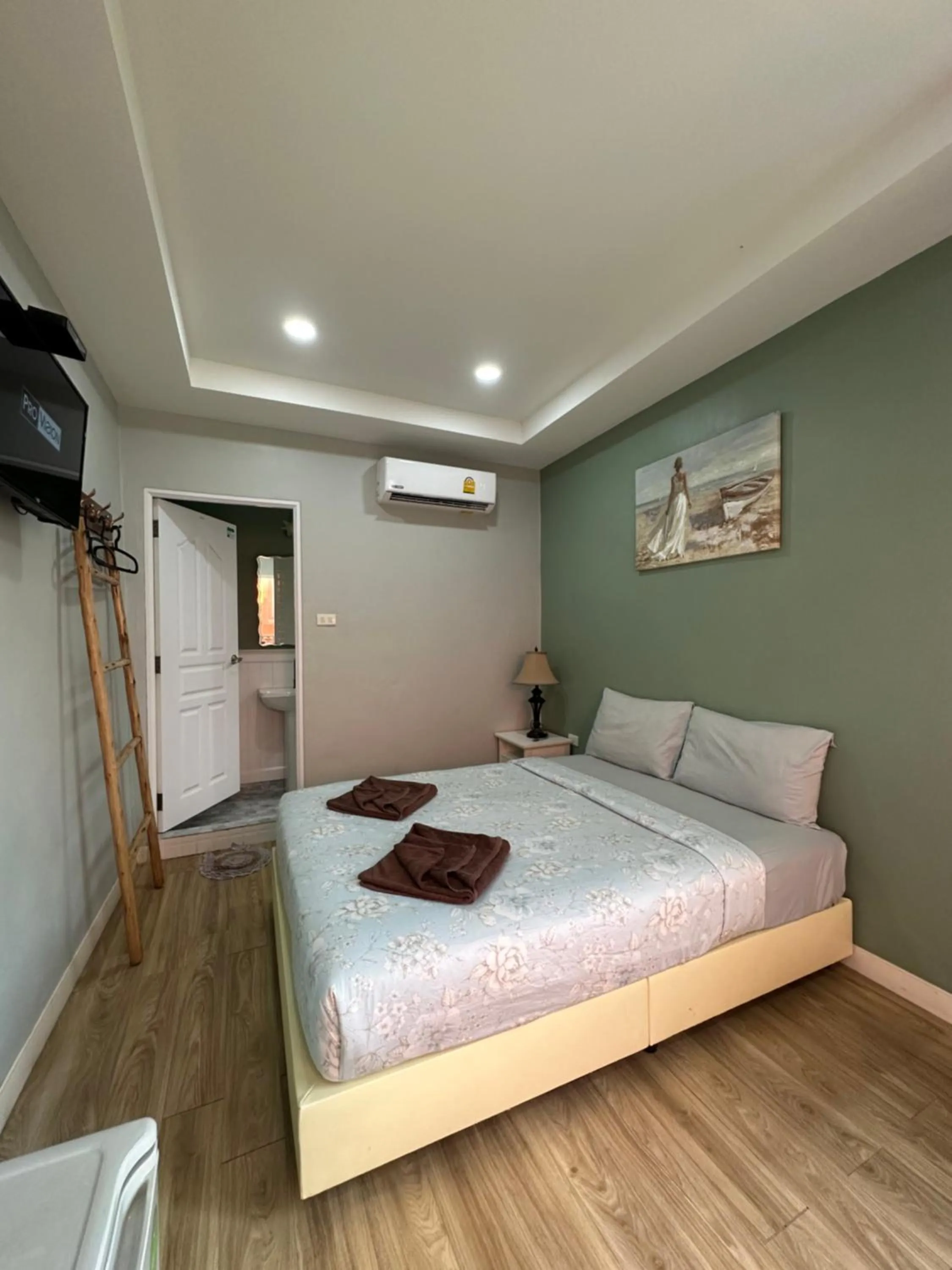 Bed in Kala Krang Nueng