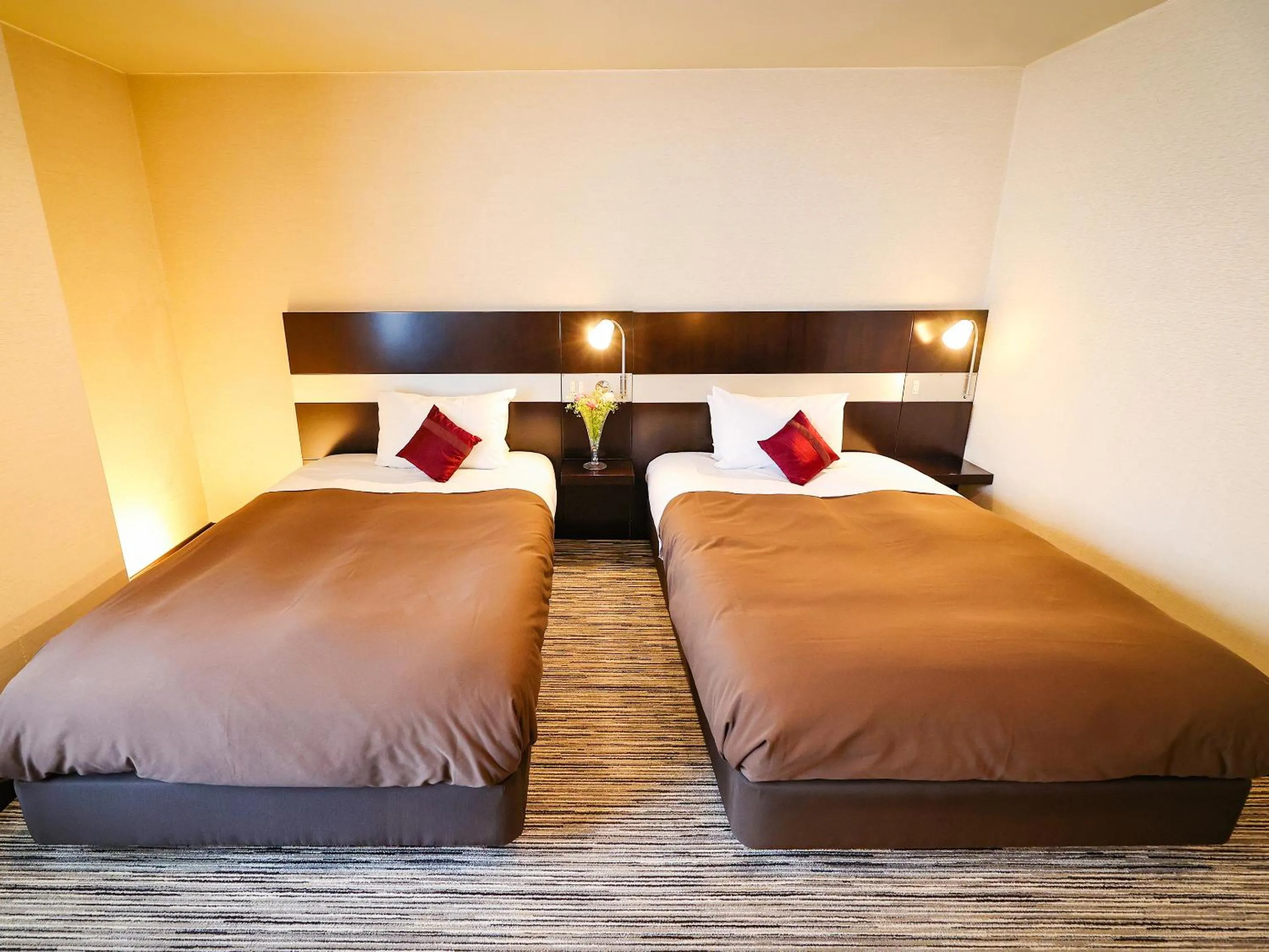 Photo of the whole room, Bed in Fukui Hotel