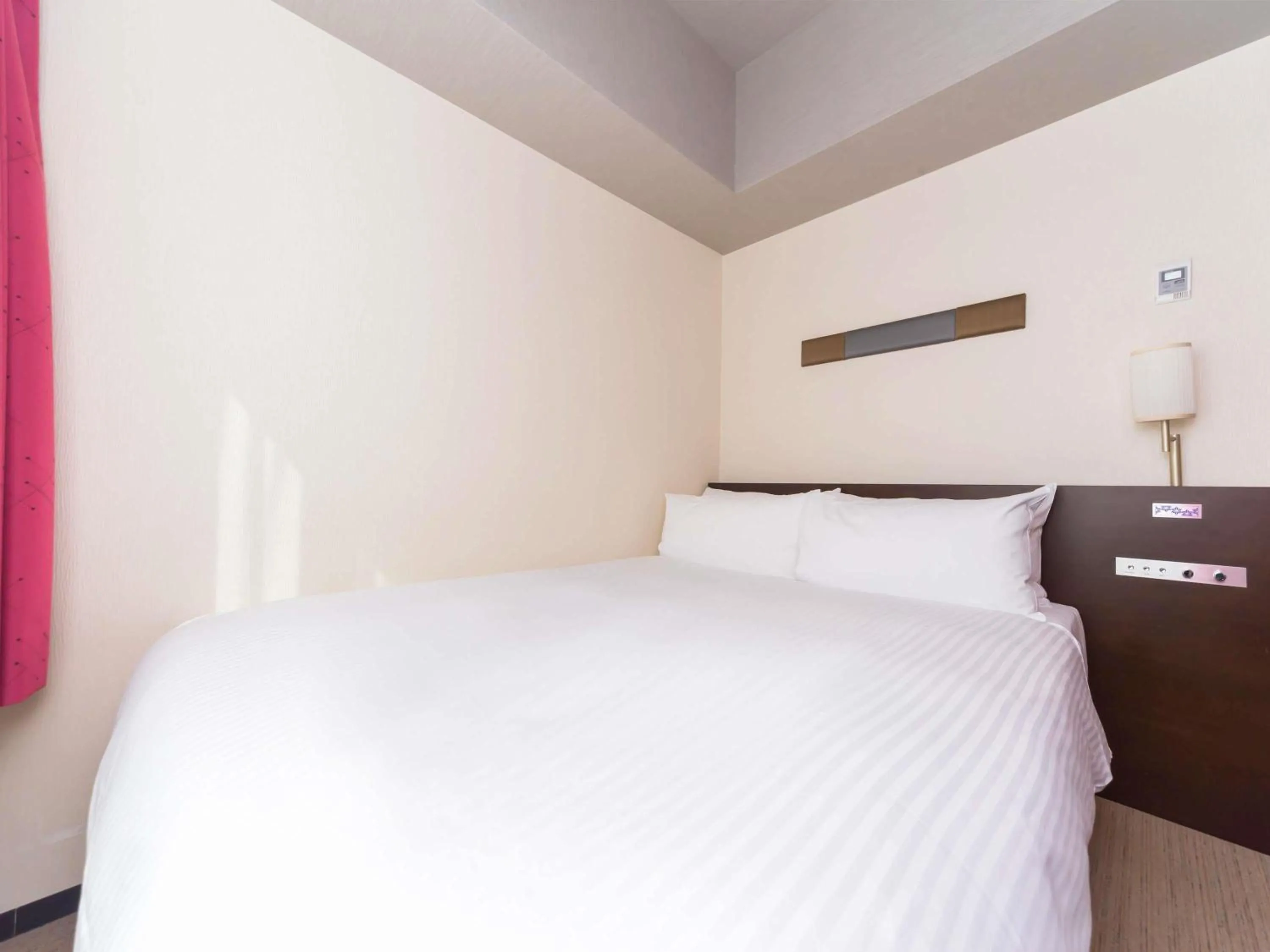 Bedroom, Bed in ibis Styles Kyoto Station