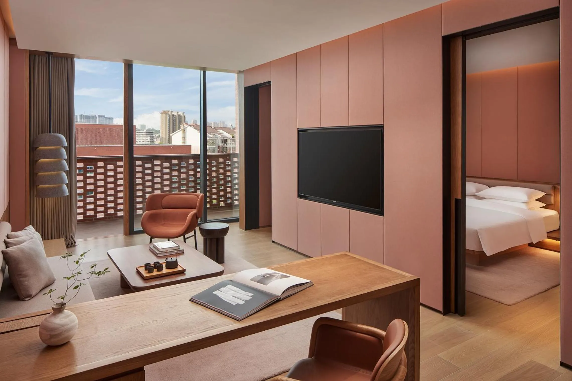 Living room, Bed in TAOXICHUAN Hotel