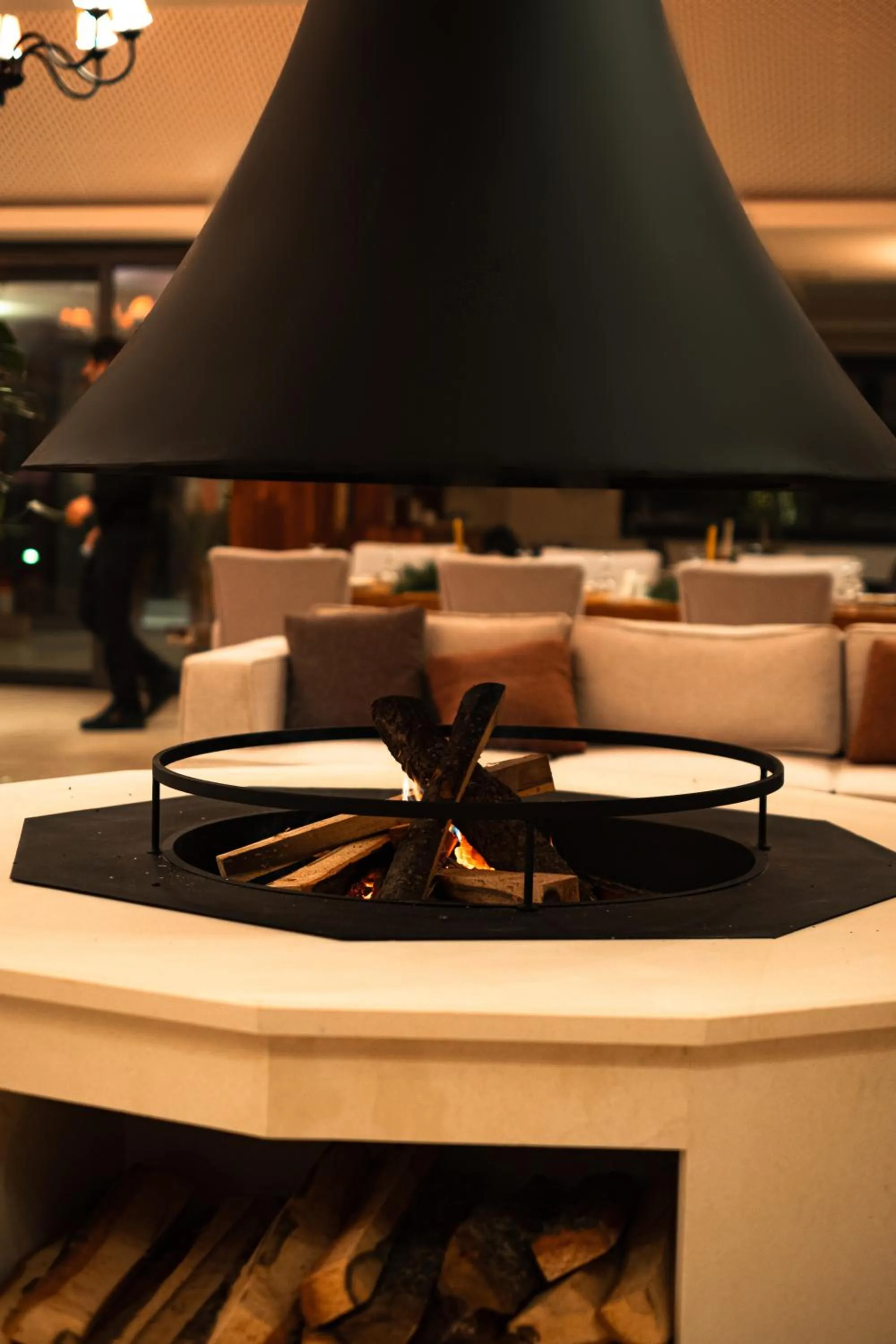 Restaurant/places to eat in RAW BEACH HOTEL