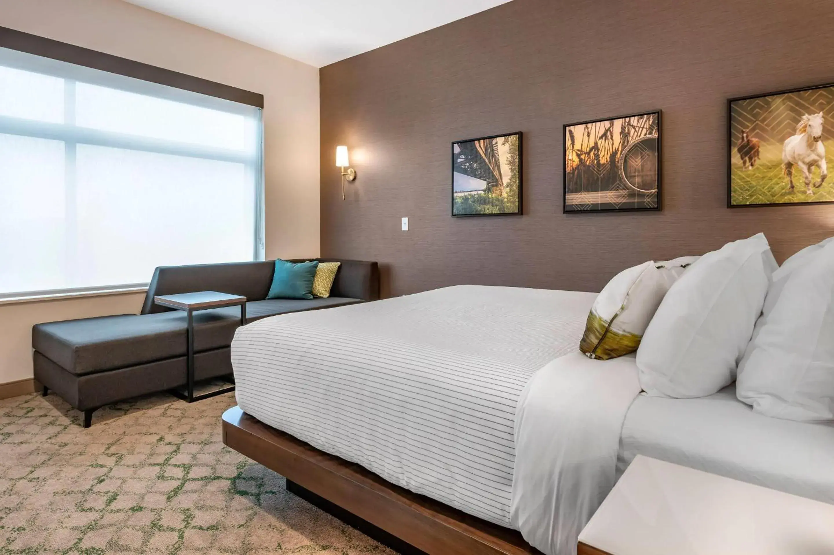 Bedroom, Bed in Cambria Hotel Louisville Downtown-Whiskey Row Bedroom, Bed in Cambria Hotel Louisville Downtown-Whiskey Row