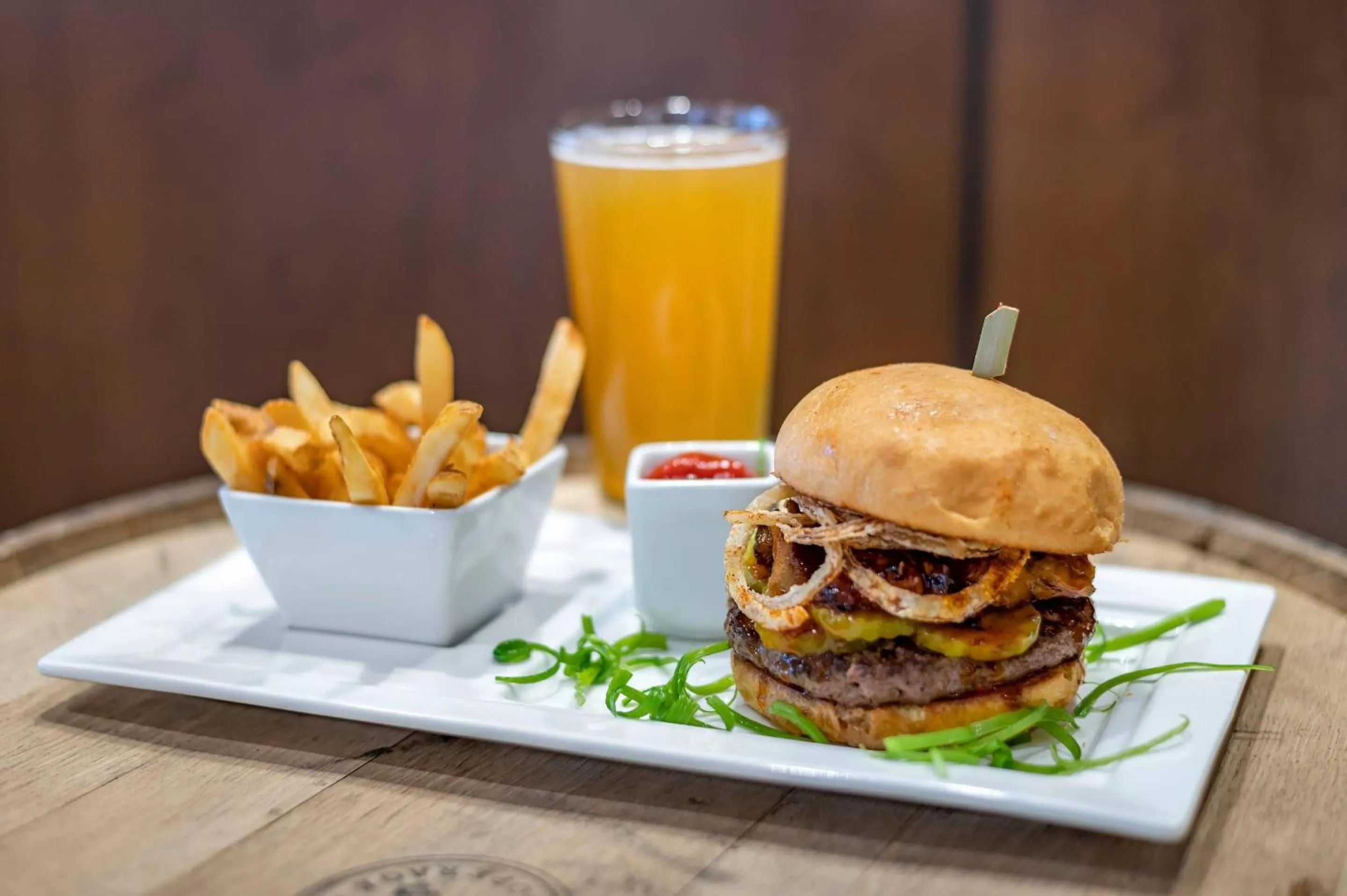 Restaurant/places to eat in Cambria Hotel Louisville Downtown-Whiskey Row