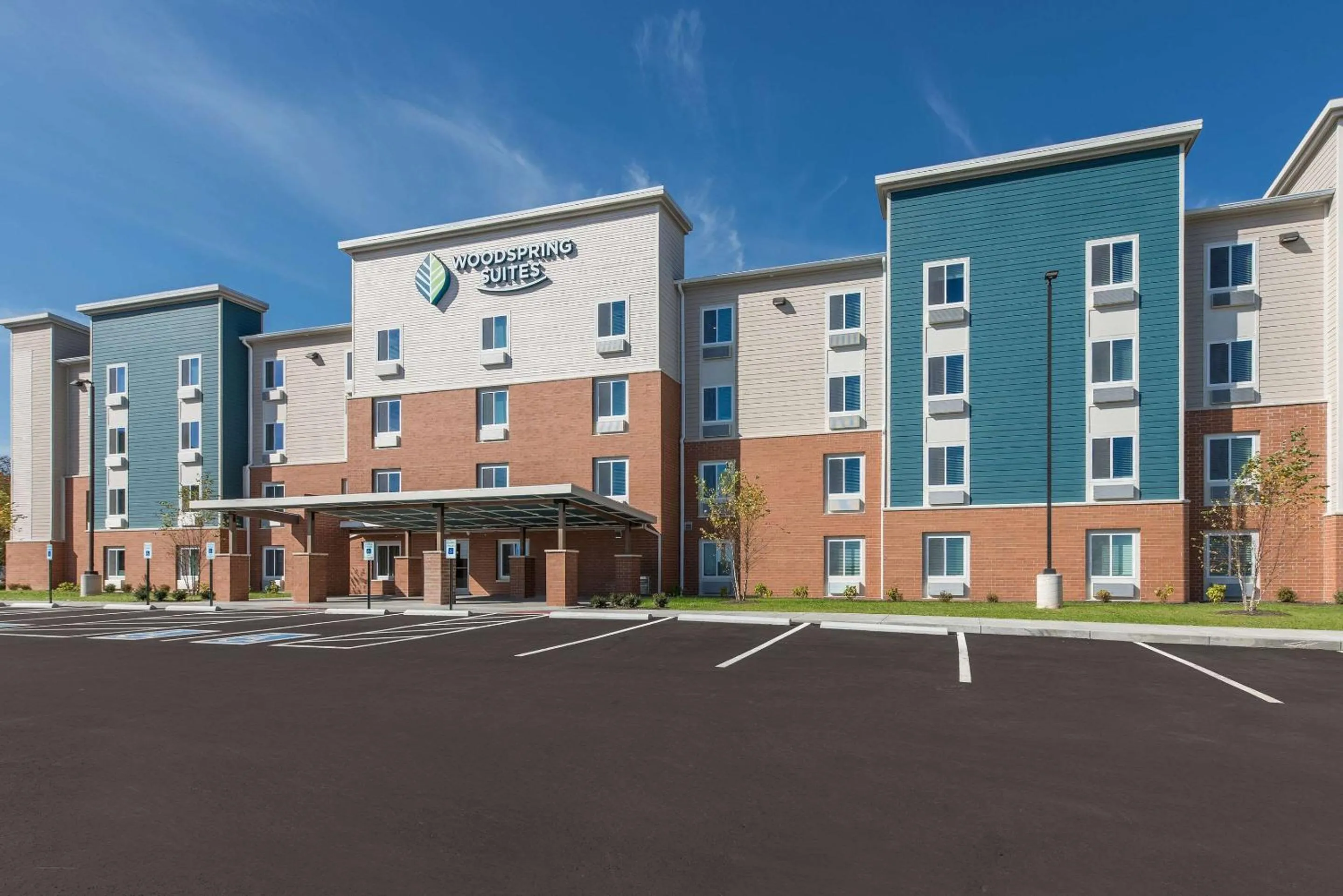 Property building in WoodSpring Suites Dayton North