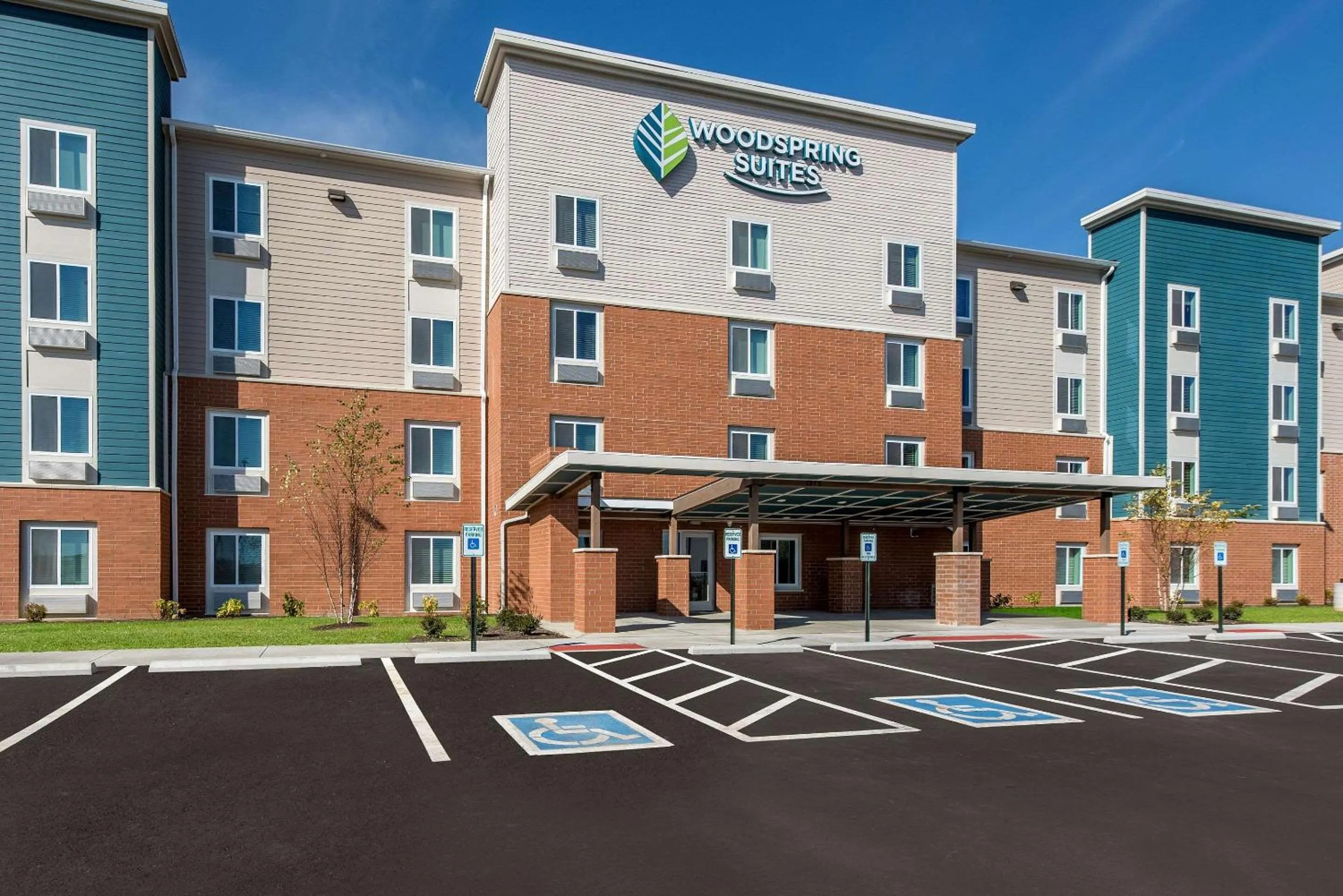 Property building in WoodSpring Suites Dayton North