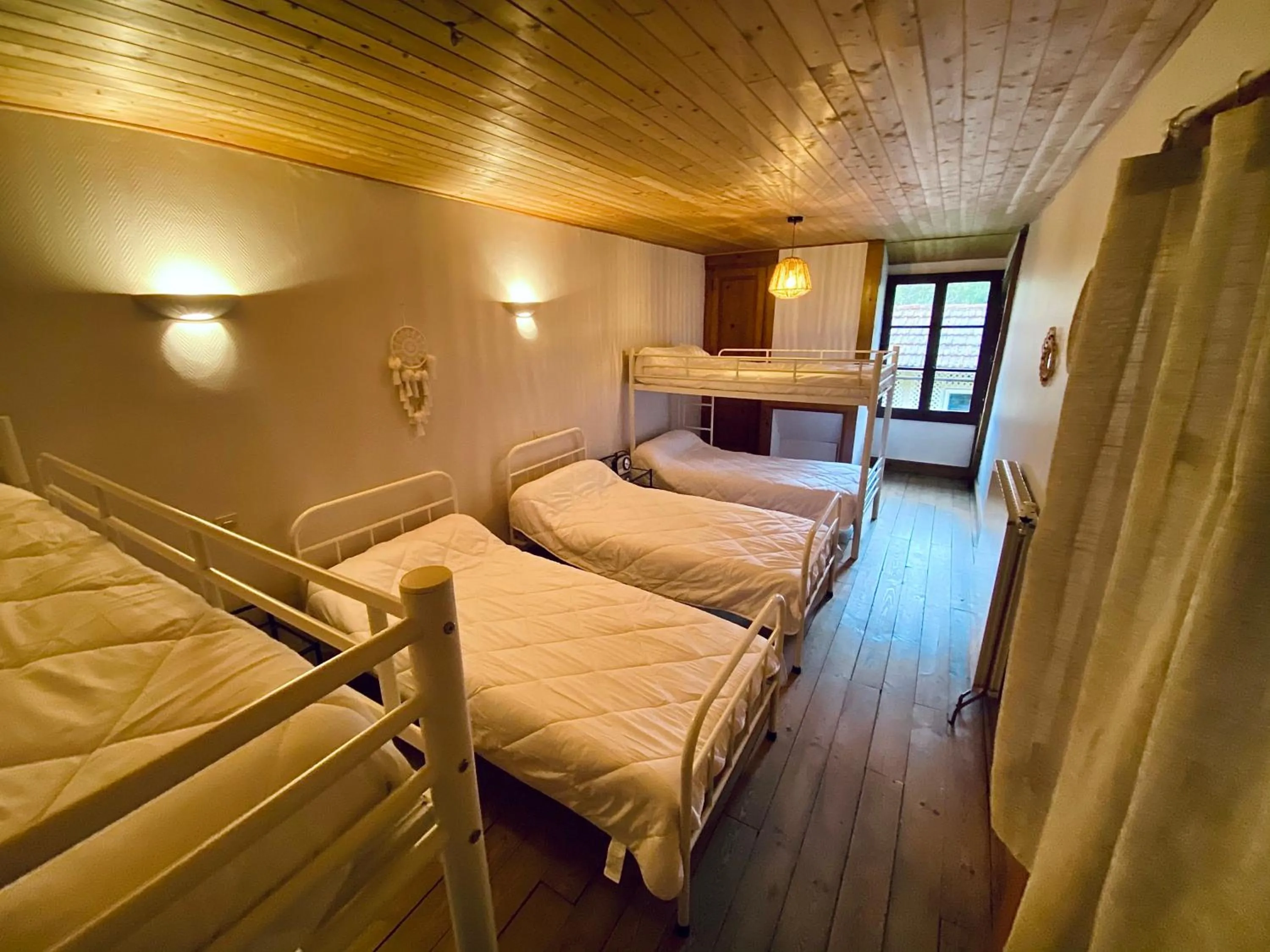 Bed in Domaine de la Source