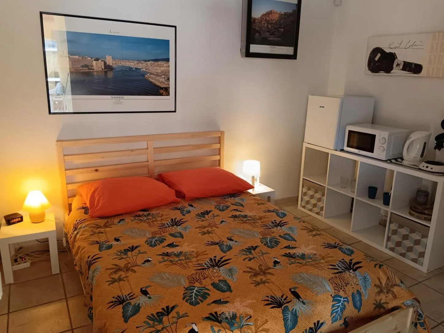 Bed in Chambre privée avec Piscine