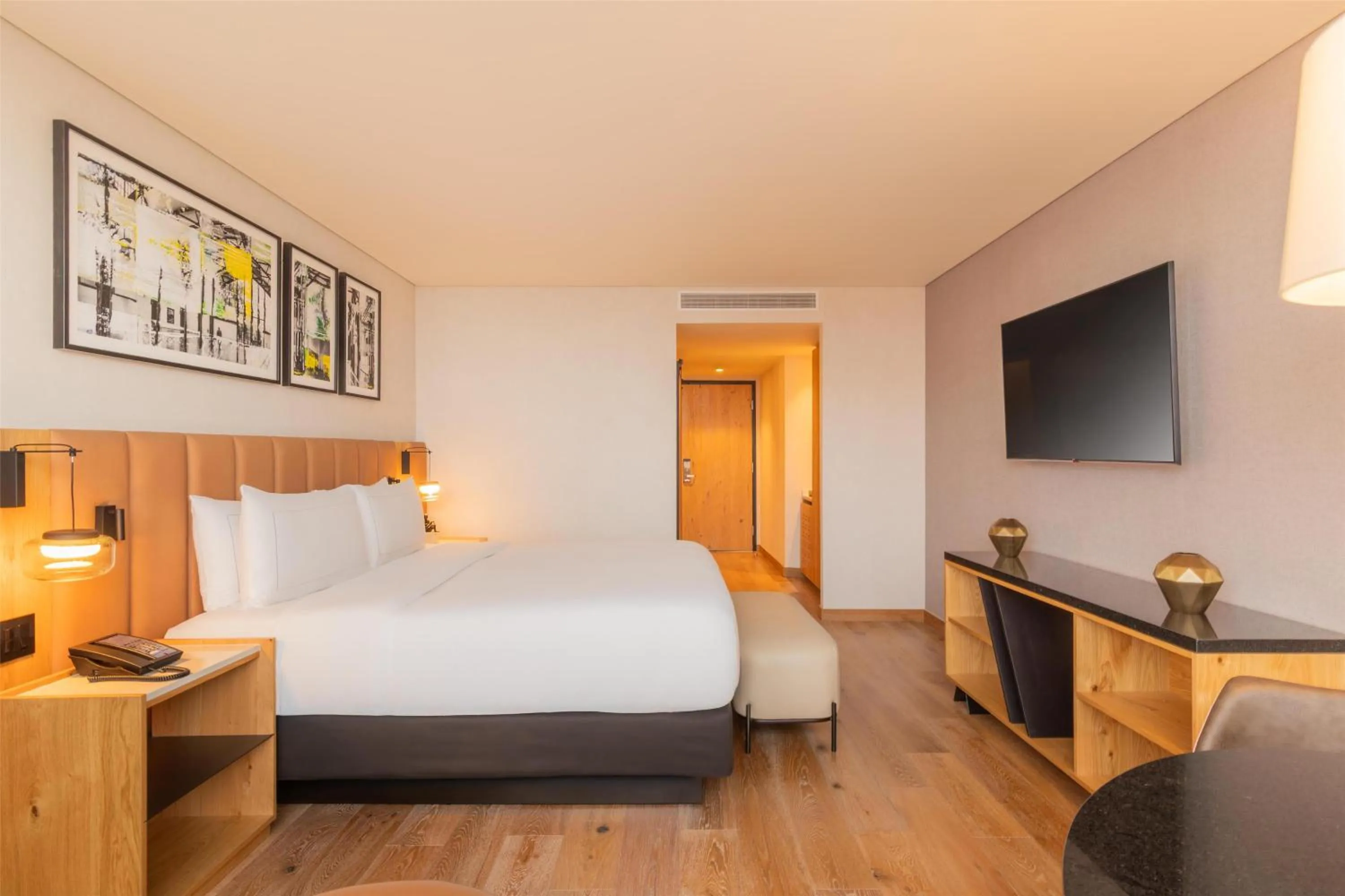 Bed in Hilton Mexico City Reforma