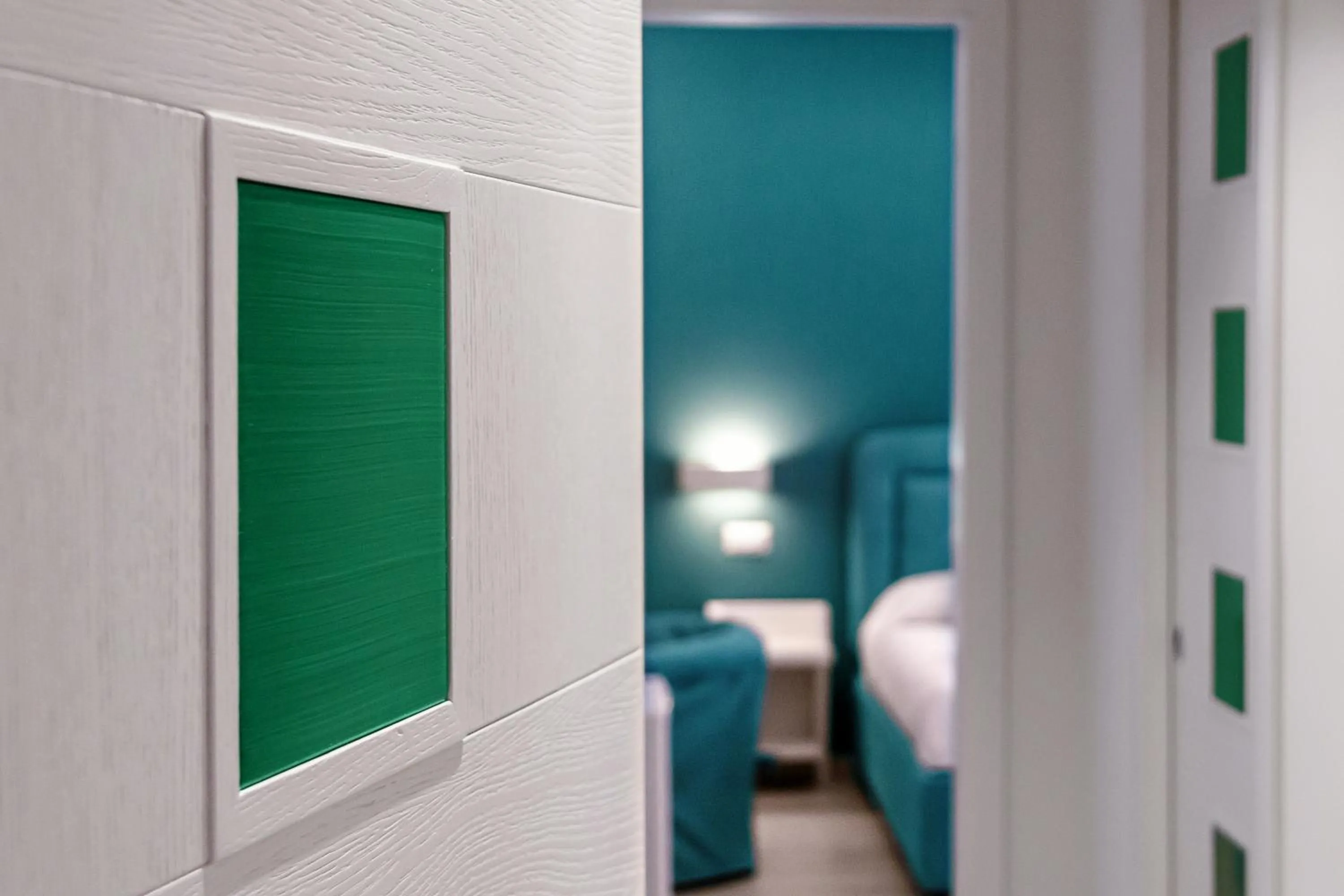 Decorative detail, Bed in Tiffany Suites