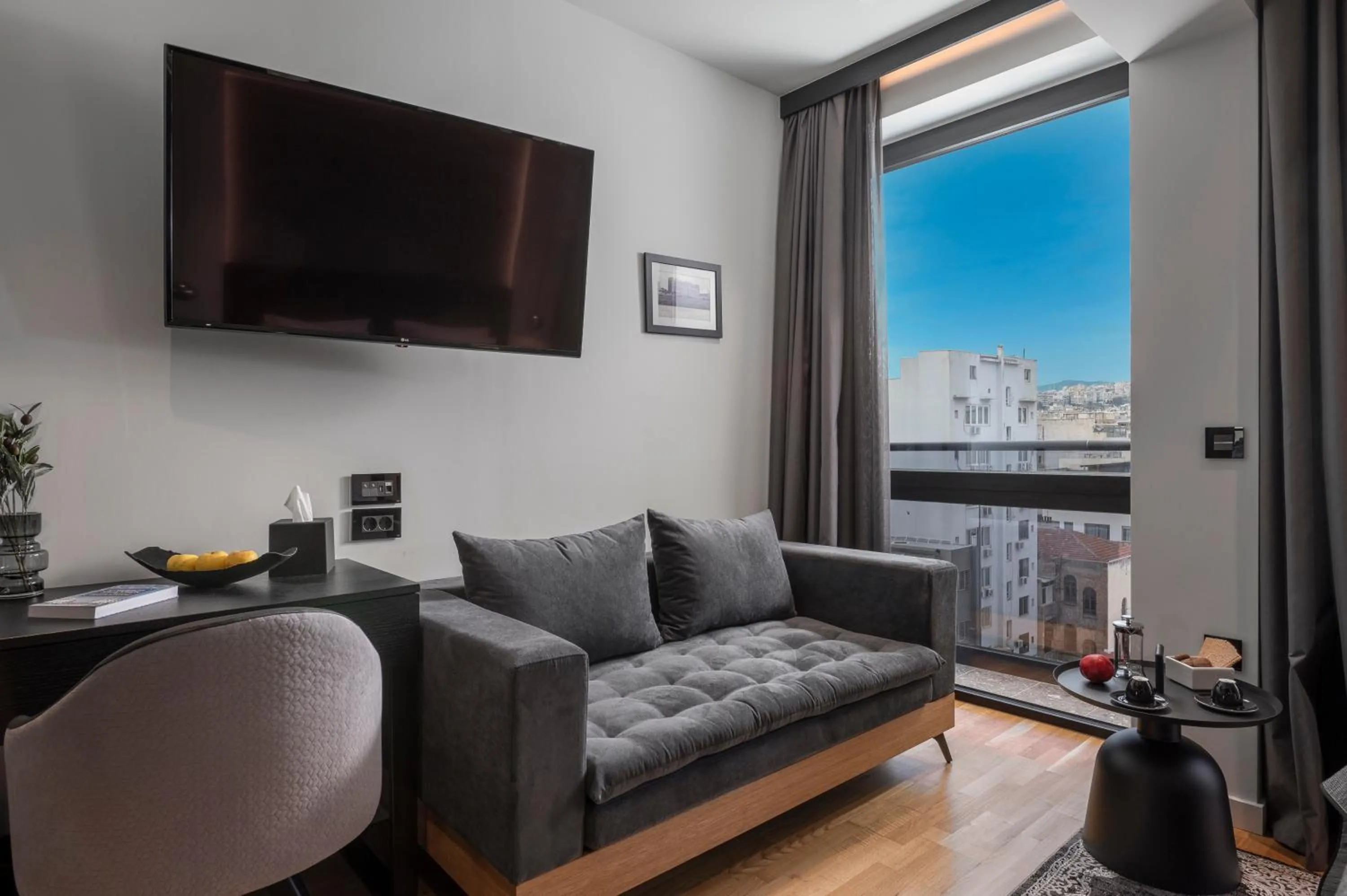 TV and multimedia in No 15 Ermou Hotel