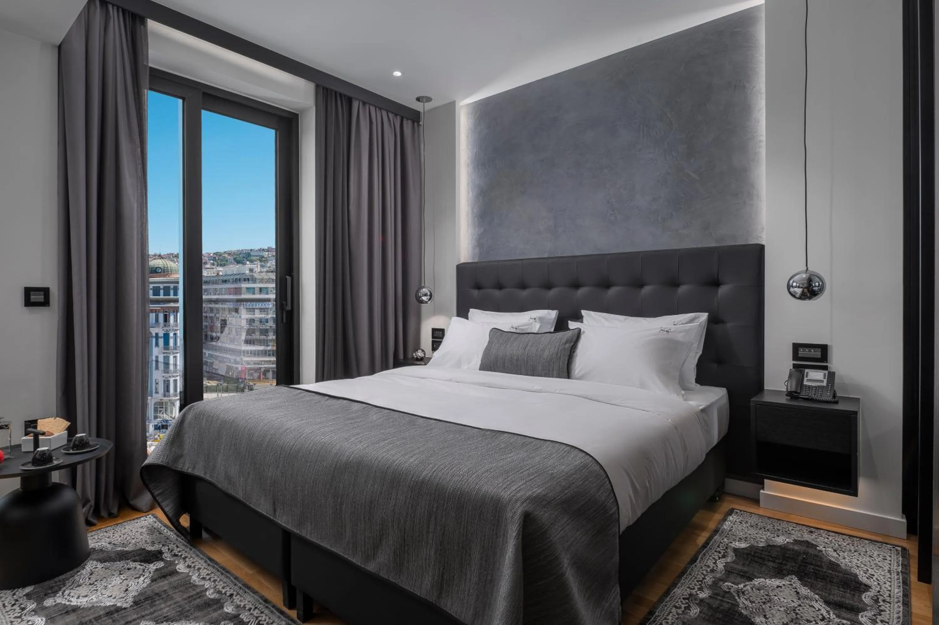 Bed in No 15 Ermou Hotel