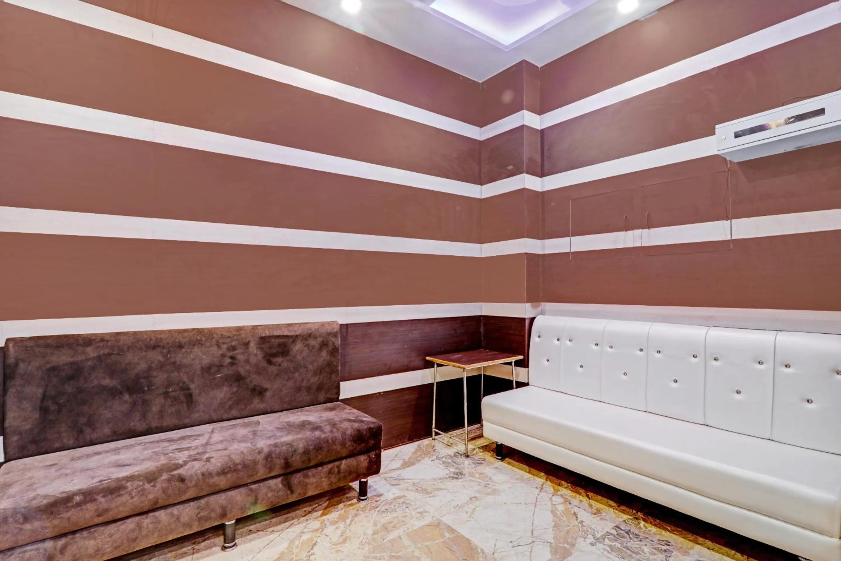 Bedroom in Super Townhouse Riddhi Residency