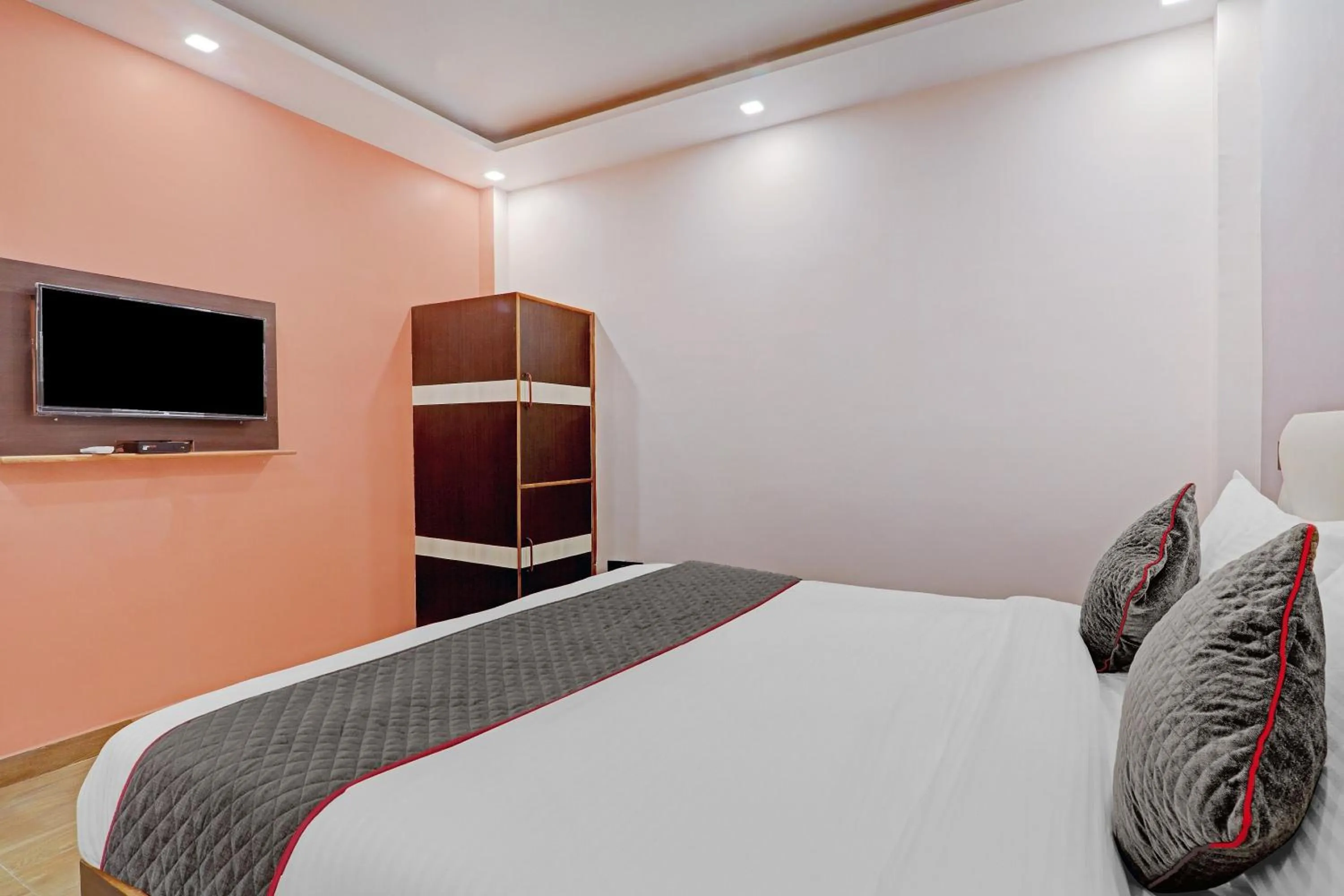 Bedroom in Super Townhouse Riddhi Residency