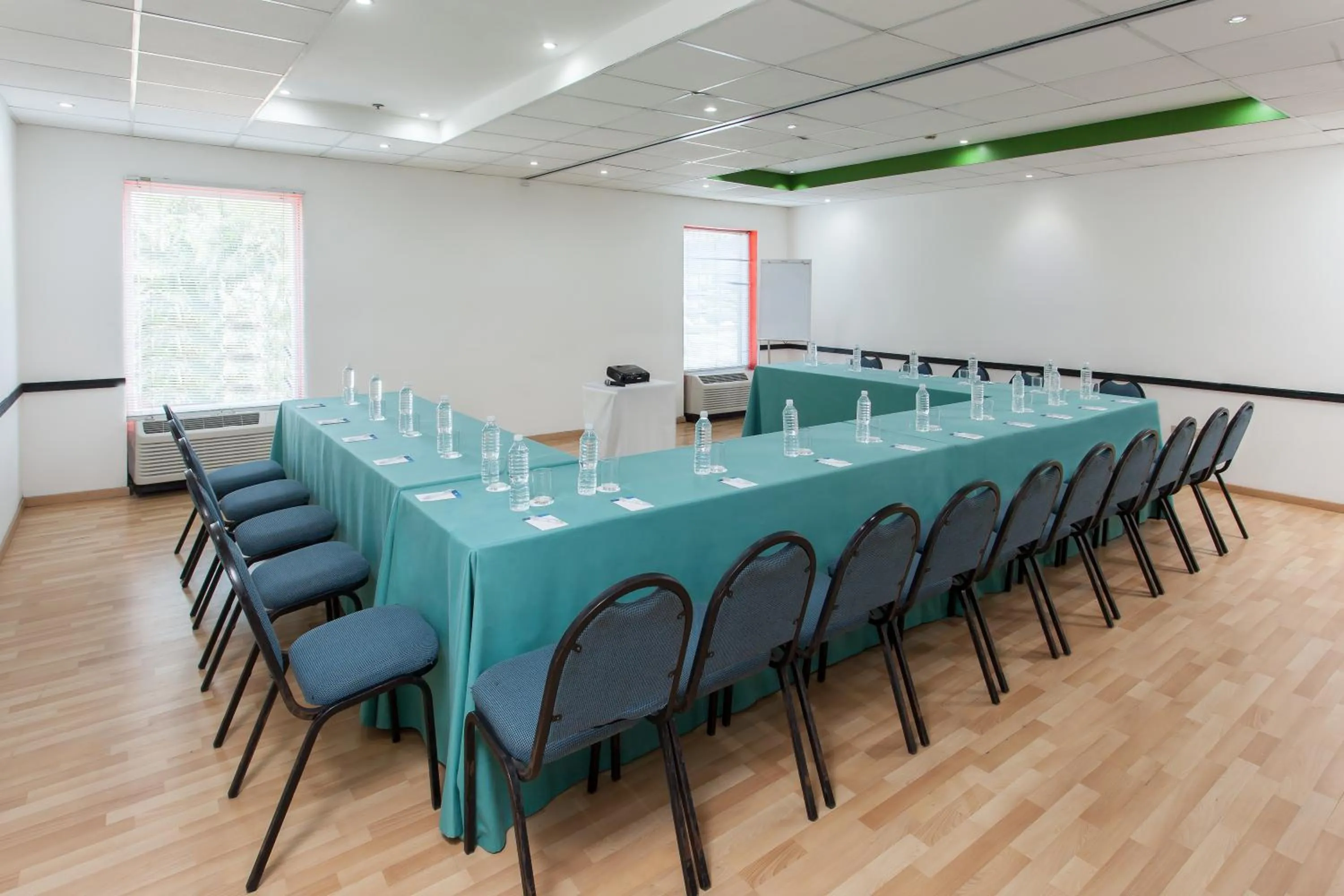 Meeting/conference room in Baymont by Wyndham Lazaro Cardenas