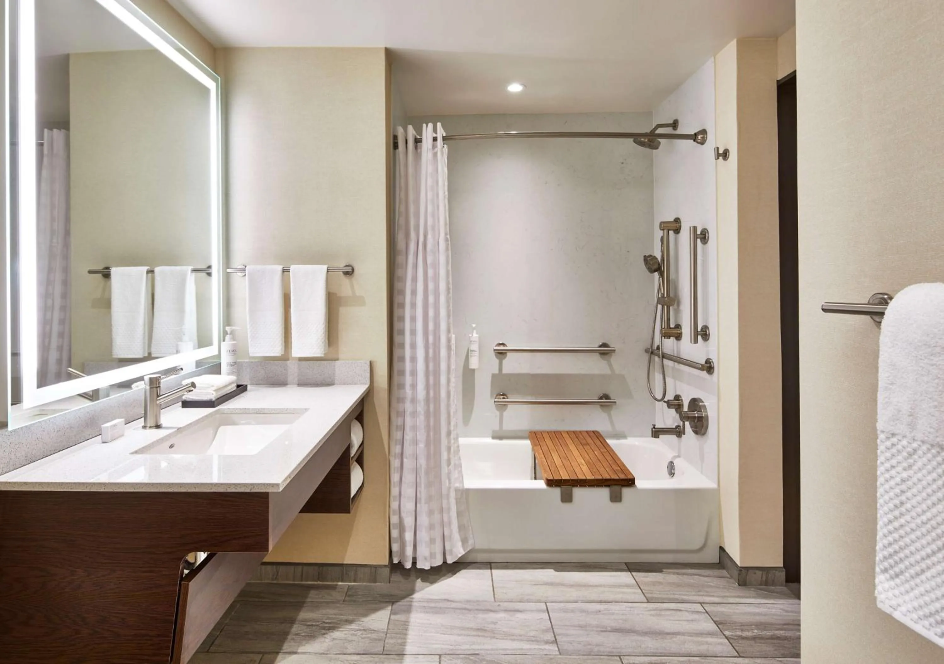 Bathroom in Embassy Suites by Hilton Nashville Downtown