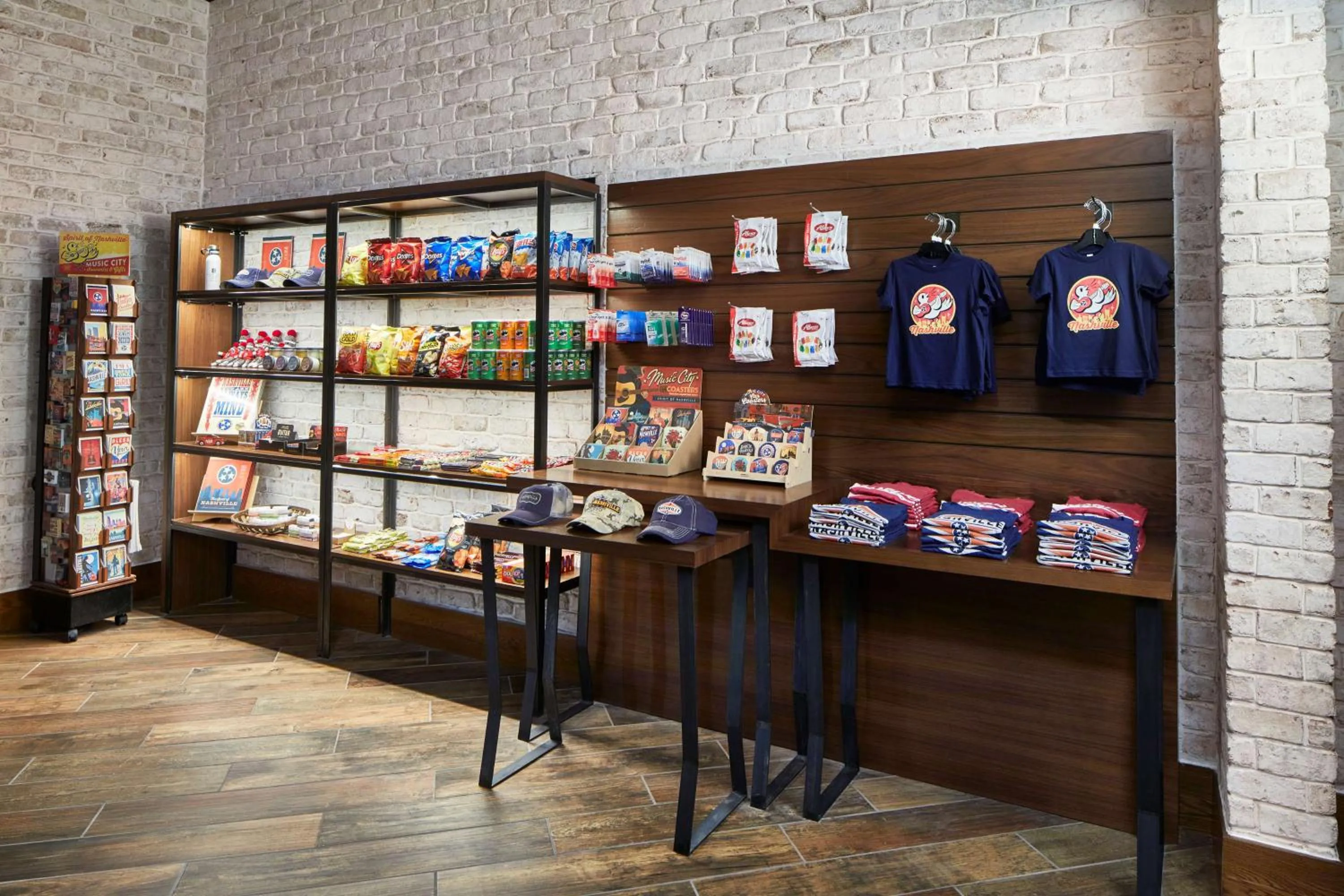 On-site shops in Embassy Suites by Hilton Nashville Downtown