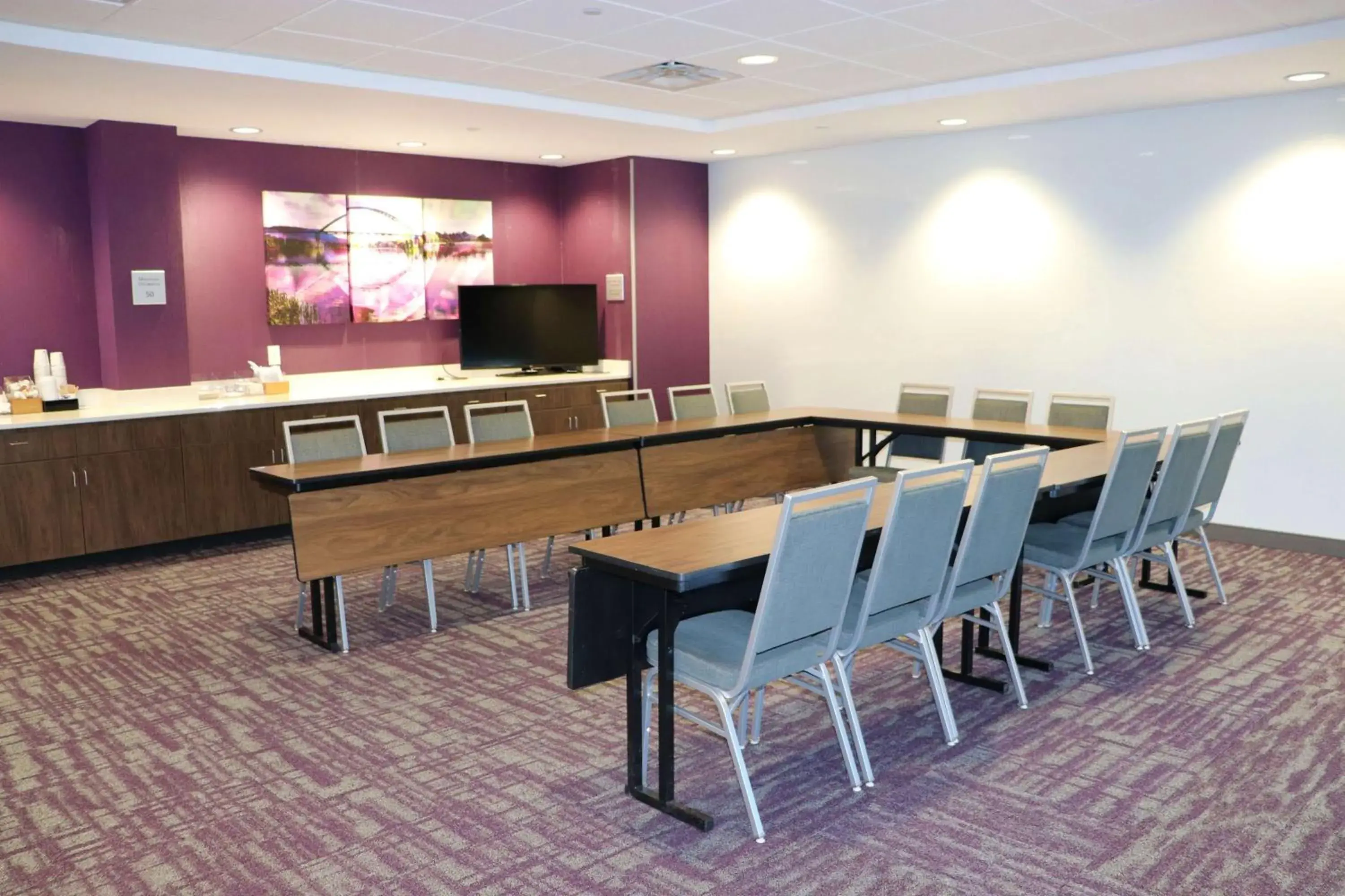 Meeting/conference room in Hampton Inn Mcminnville, Tn Meeting/conference room in Hampton Inn Mcminnville, Tn