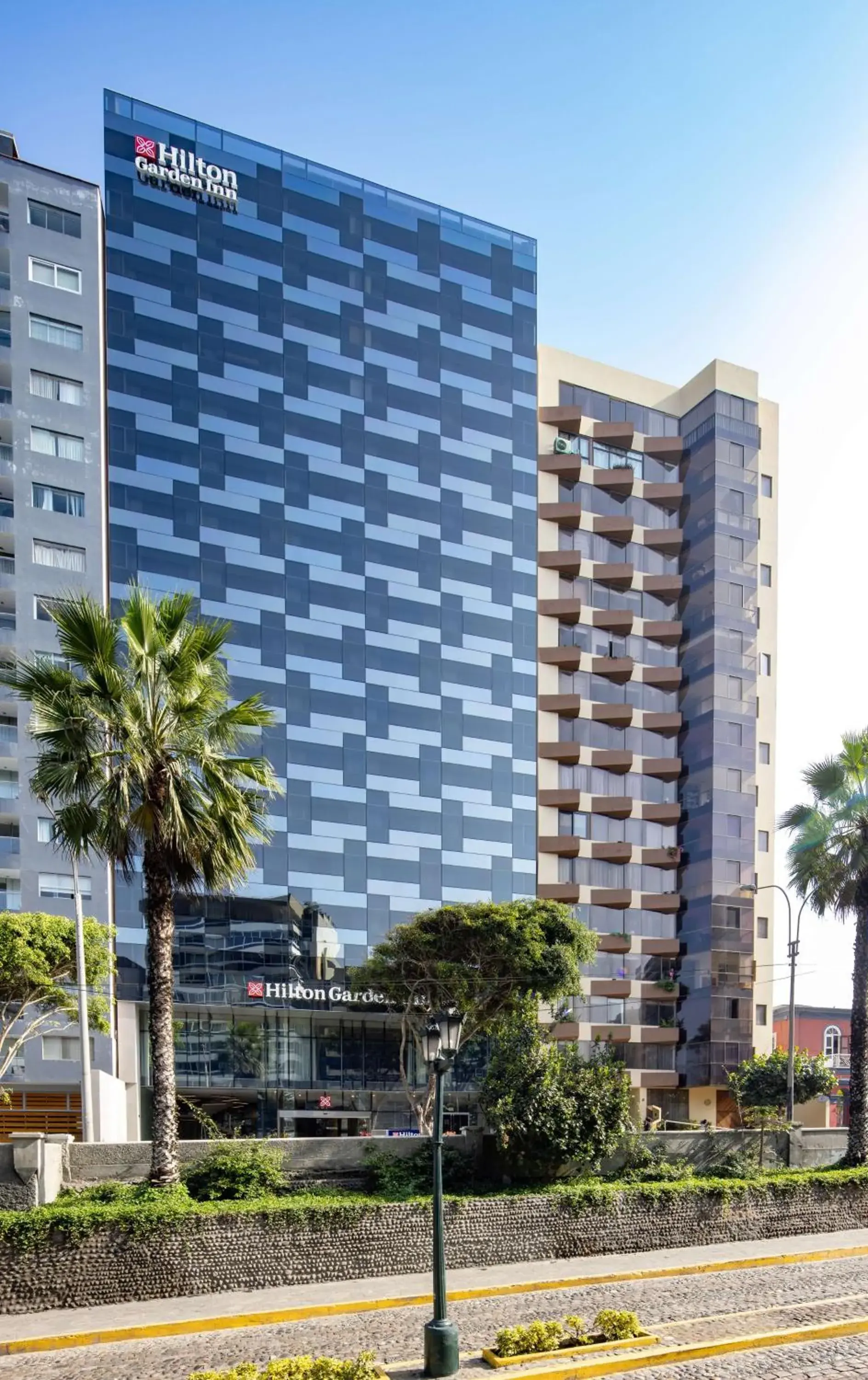 Property building in Hilton Garden Inn Lima Miraflores Property building in Hilton Garden Inn Lima Miraflores