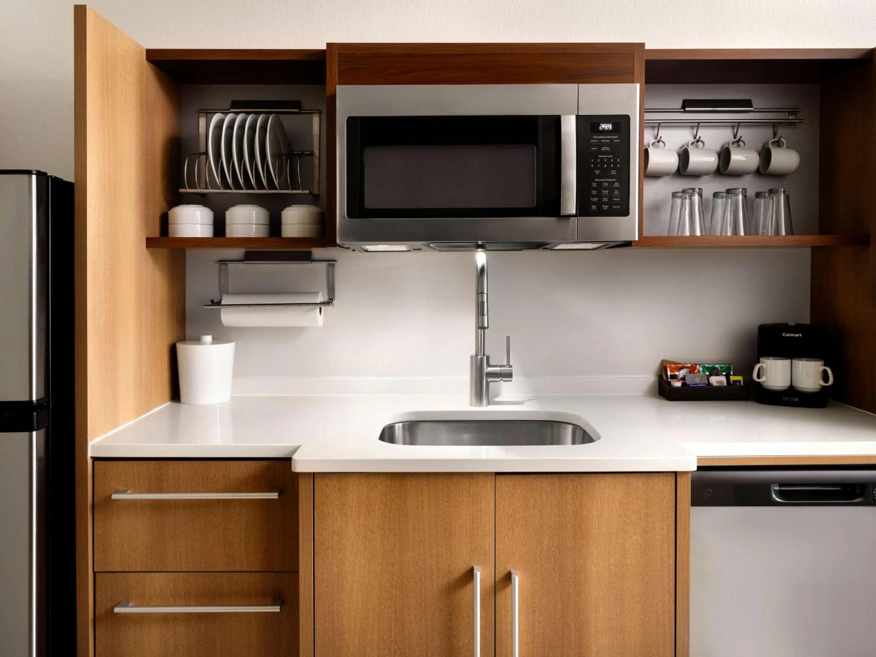 Kitchen or kitchenette in Home2 Suites By Hilton Tupelo